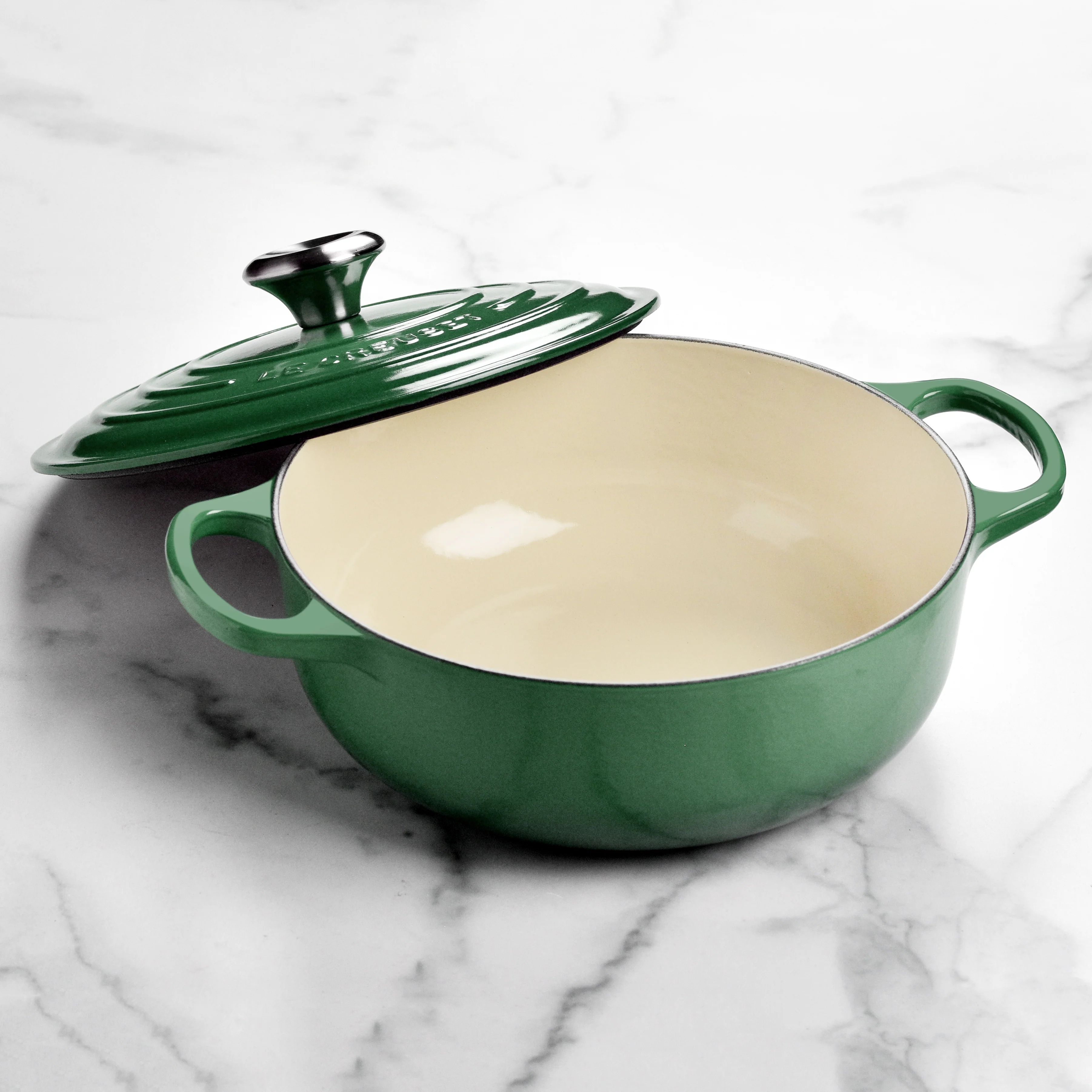 Le Creuset Signature Cast Iron 3.5-quart Artichaut Sauteuse Dutch Oven - Image 7