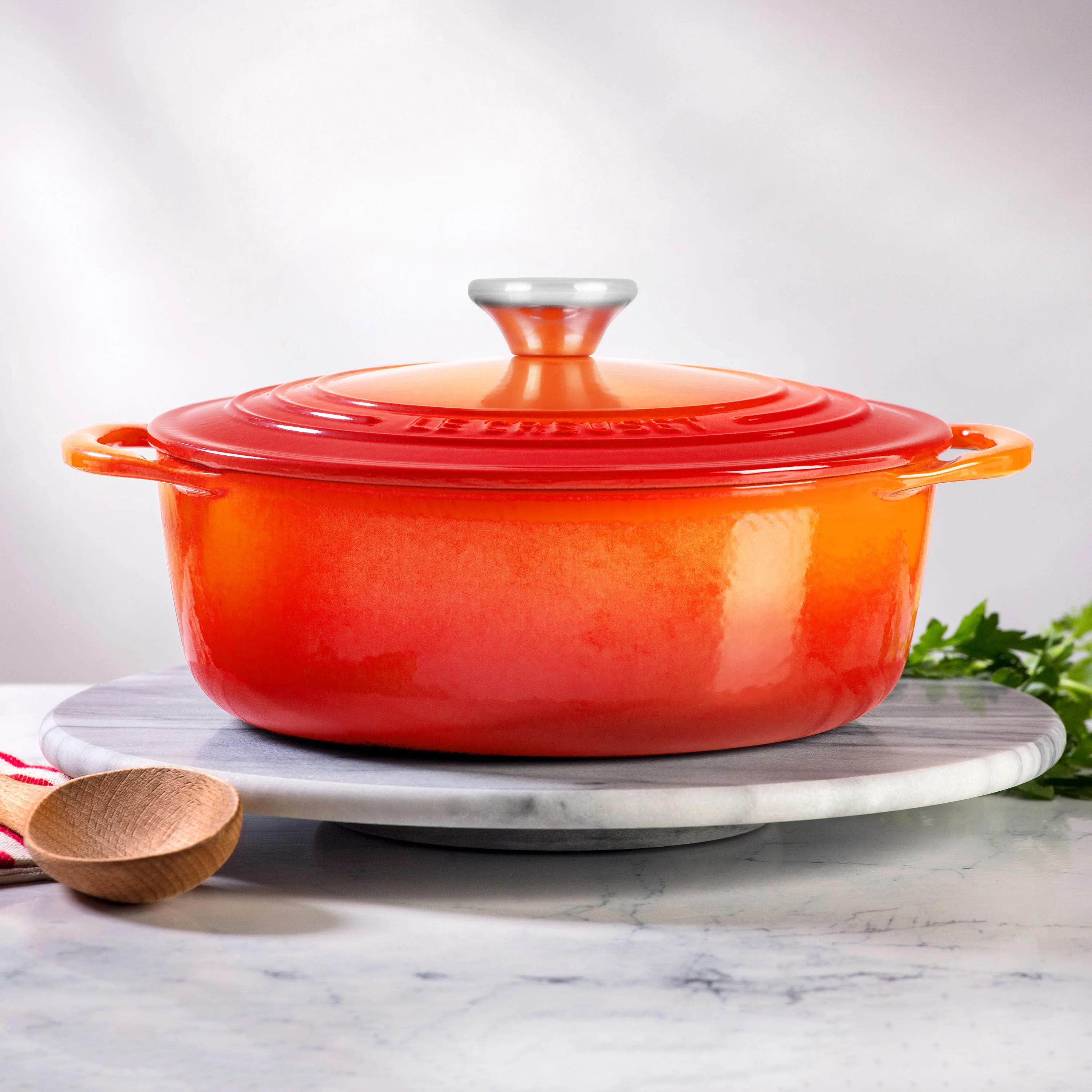 Le Creuset Cast Iron 2.75-quart Flame Shallow Round Dutch Oven - Image 3