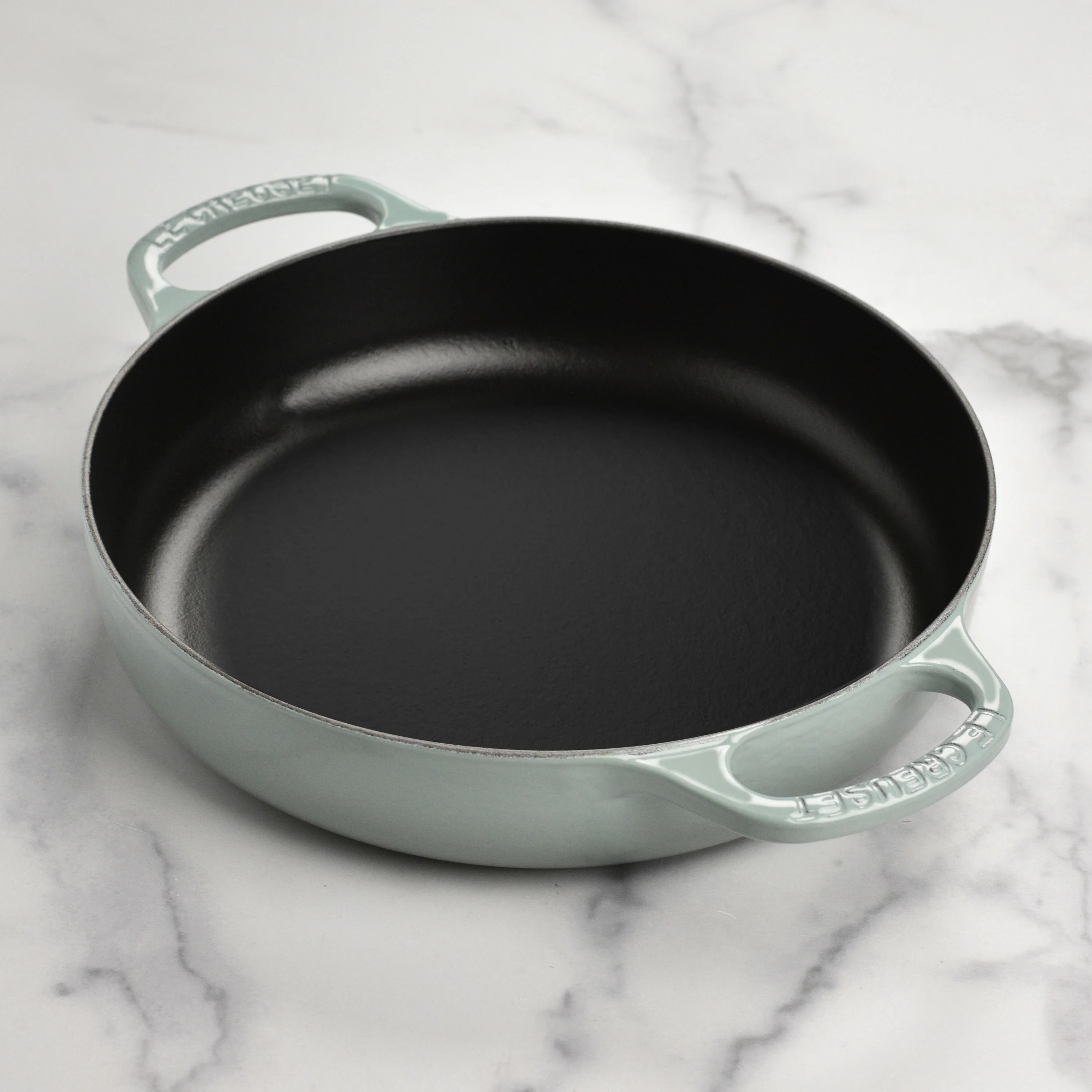Le Creuset Signature Cast Iron 11" Sea Salt Everyday Pan - Image 7