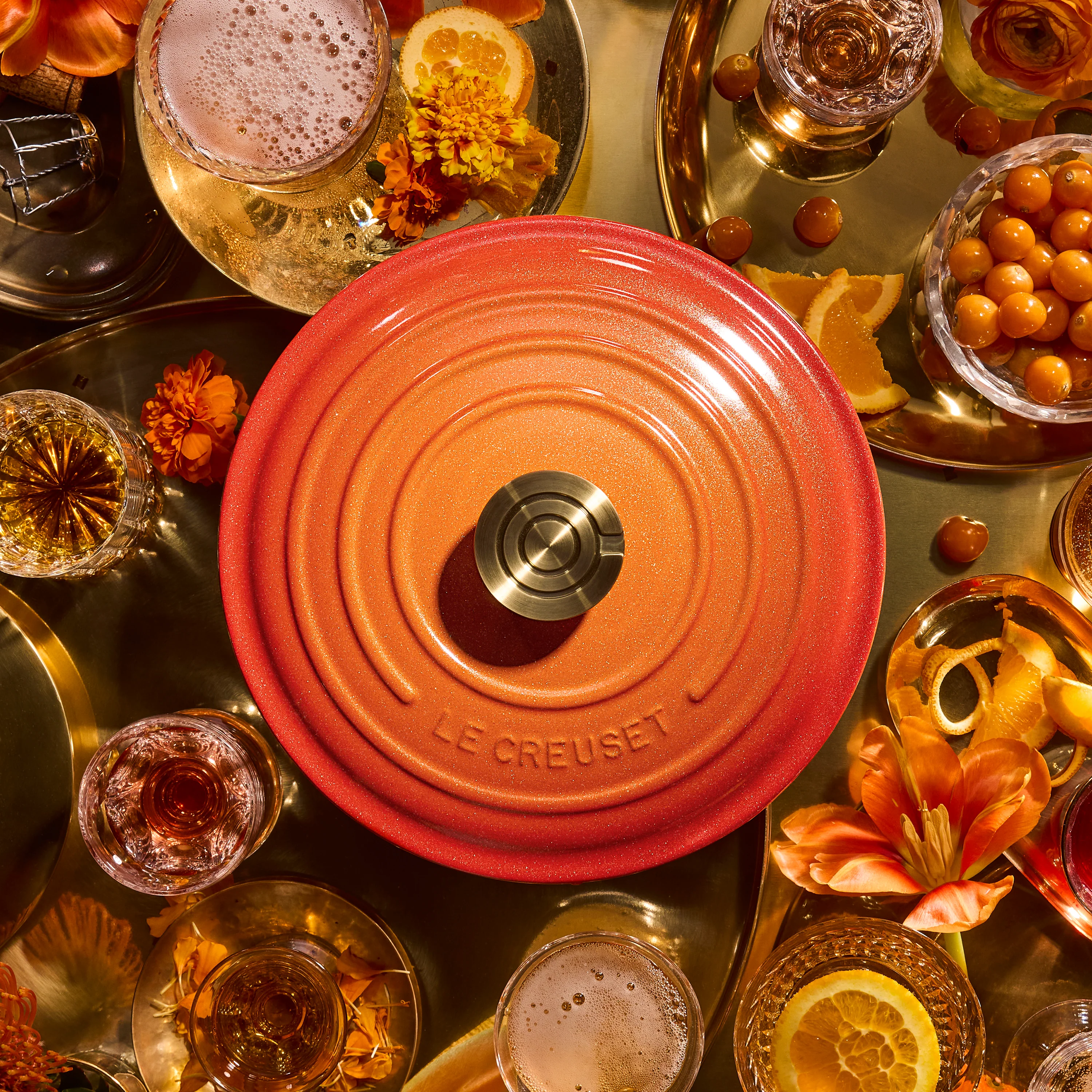 Le Creuset Signature Cast Iron 7.25-quart Flamme Doree Round Dutch Oven - Image 7