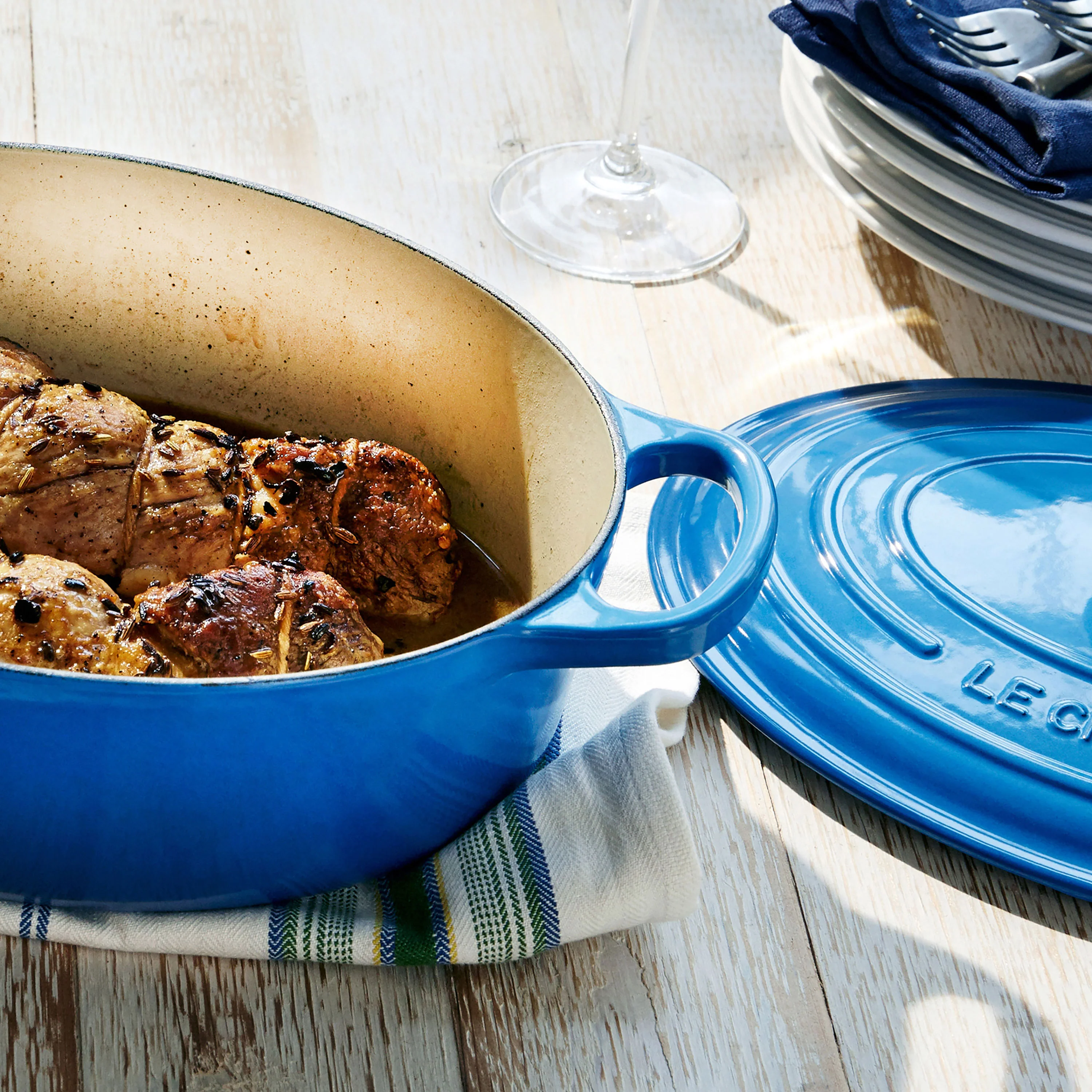 Le Creuset Signature Cast Iron 8-quart Marseille Oval Dutch Oven with Copper Knob - Image 2