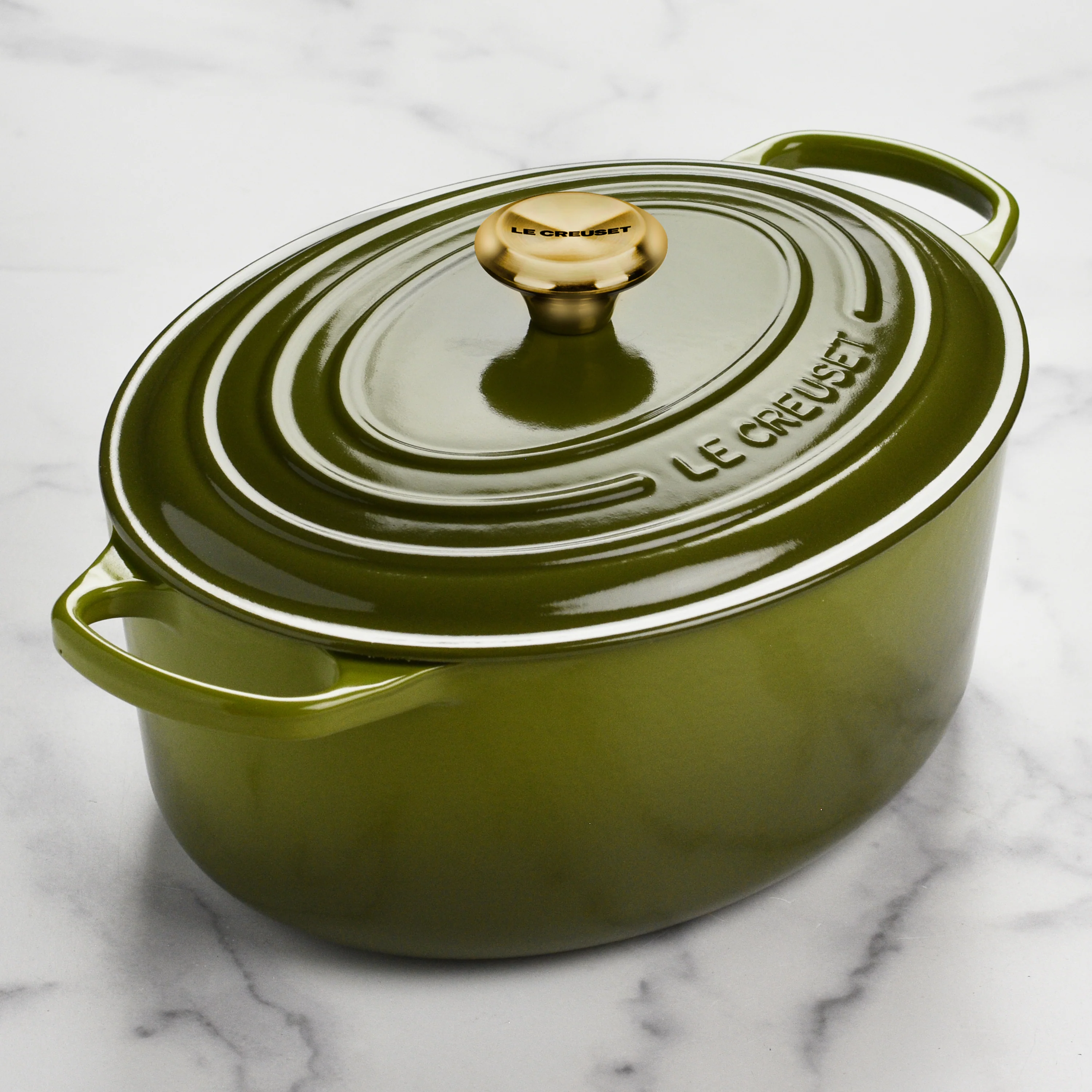 Le Creuset Signature Cast Iron 8-quart Olive Oval Dutch Oven - Image 3