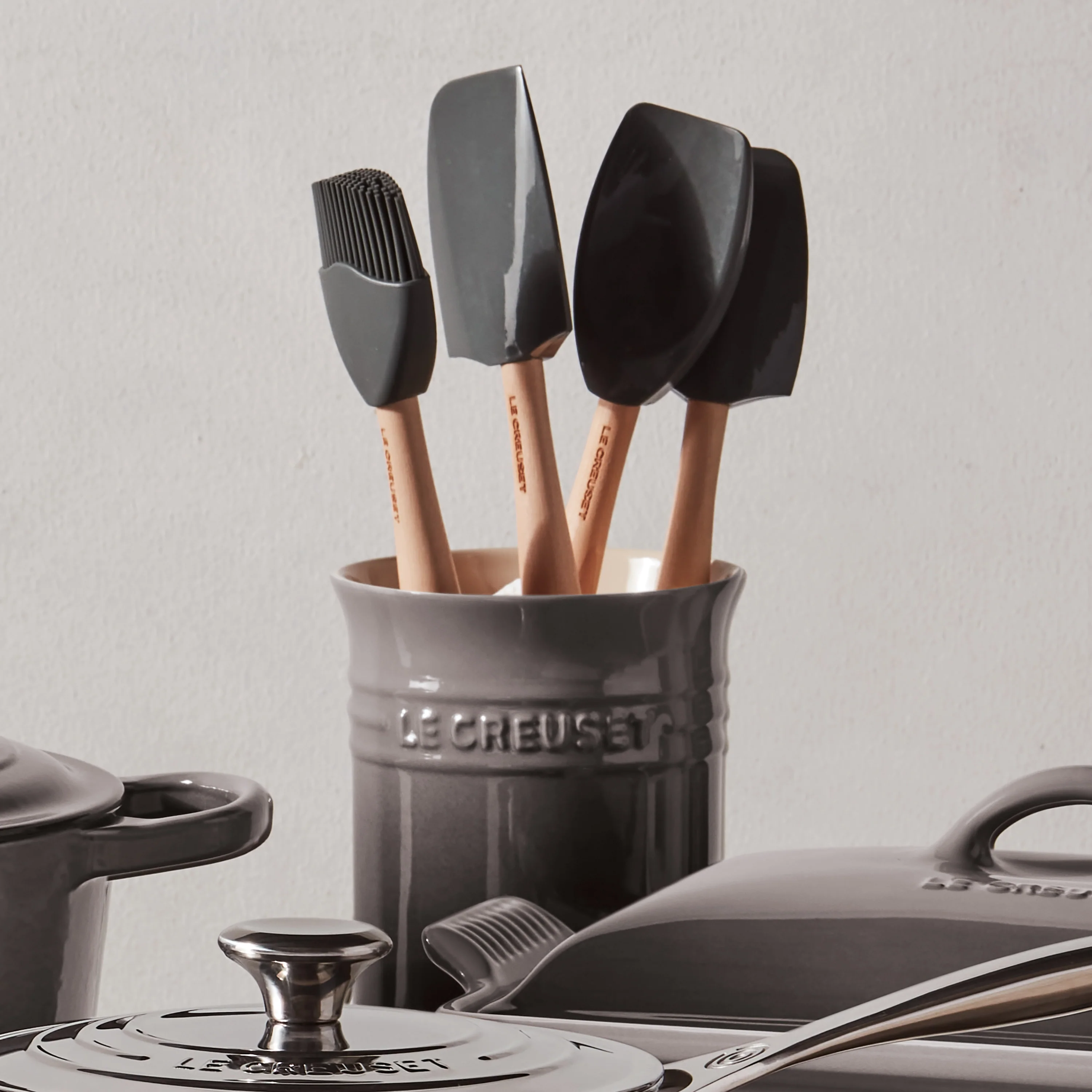 Le Creuset 5 Piece Oyster Silicone Utensil Set - Image 6