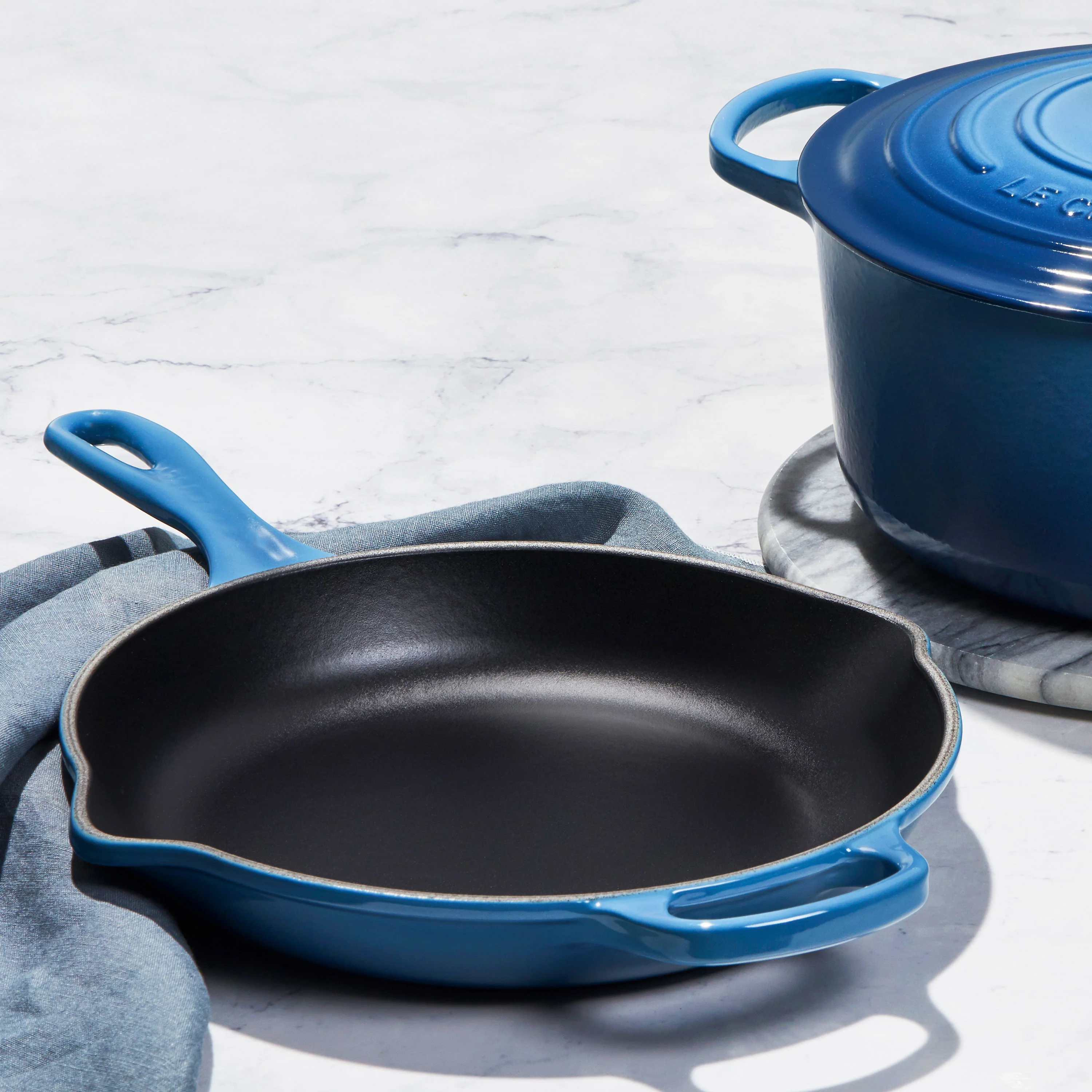 Le Creuset Signature Cast Iron 10.25" Marseille Skillet - Image 5