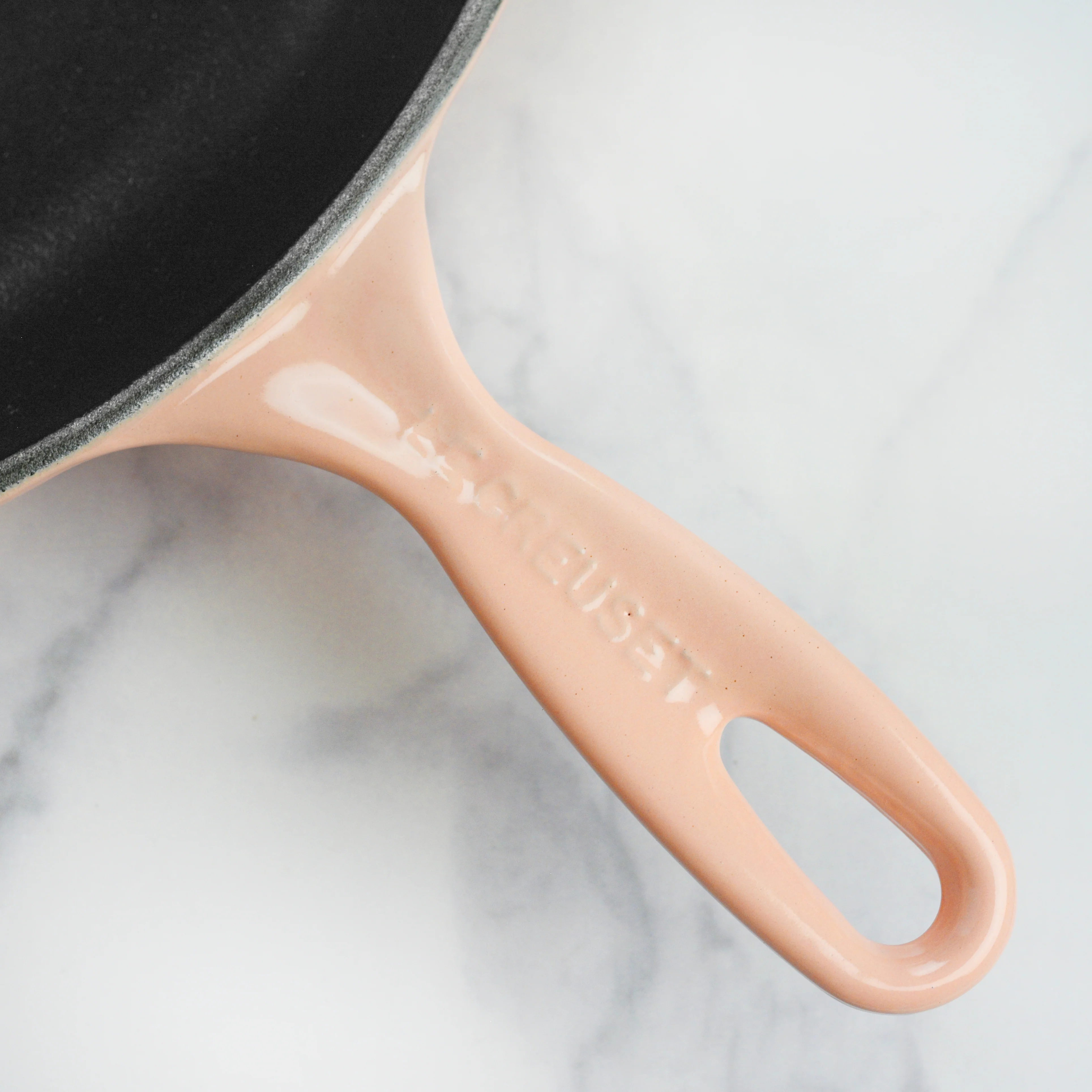 Le Creuset Signature Cast Iron 11.75" Peche Skillet - Image 4