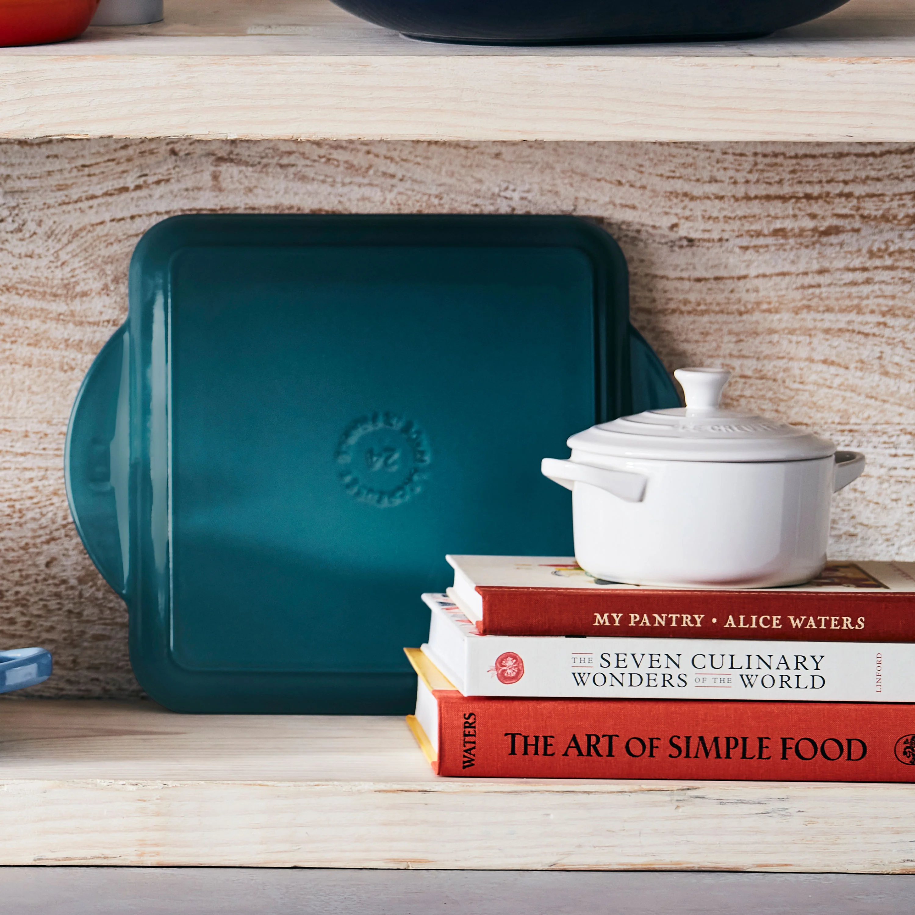 Le Creuset Cast Iron 9.5" Deep Teal Square Grill Pan - Image 4