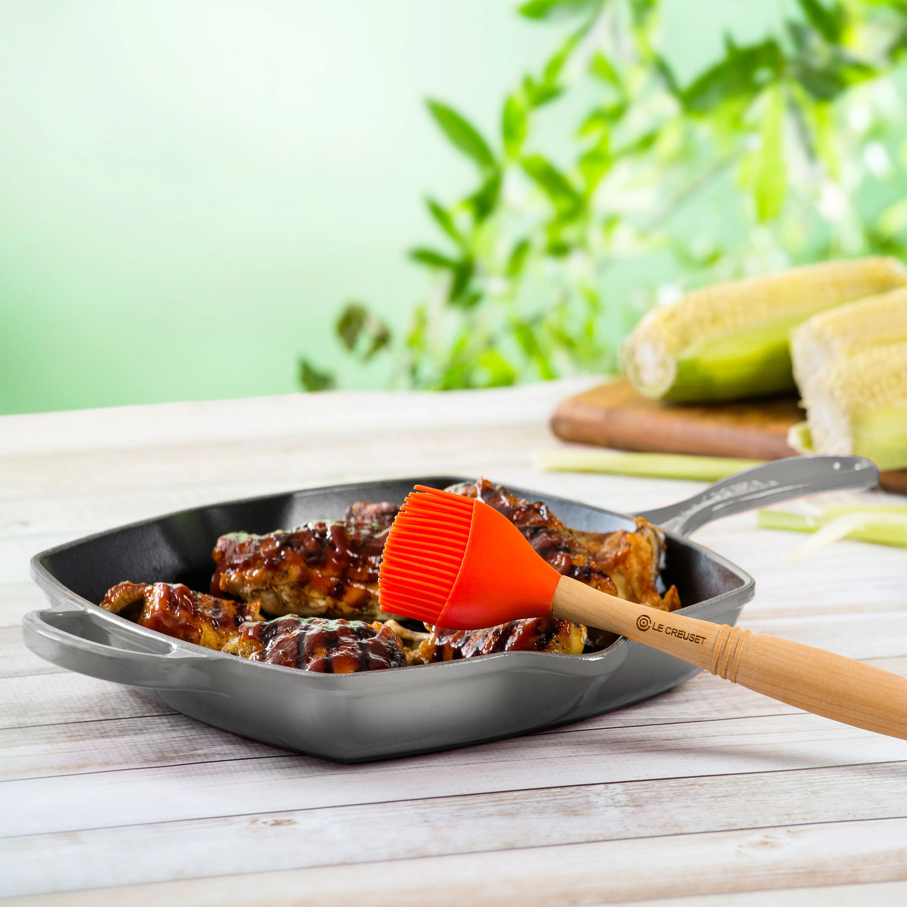 Le Creuset Signature Cast Iron 10.25" Oyster Square Grill Pan - Image 4