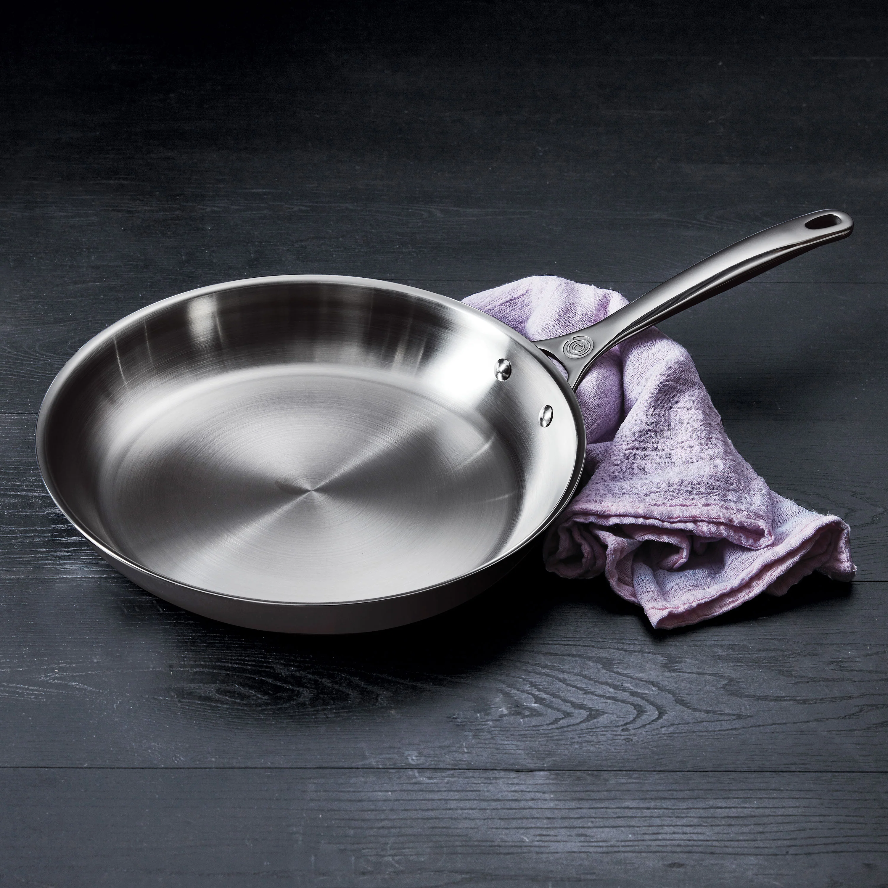 Le Creuset Stainless Steel 8 & 10" Fry Pan Set - Image 4