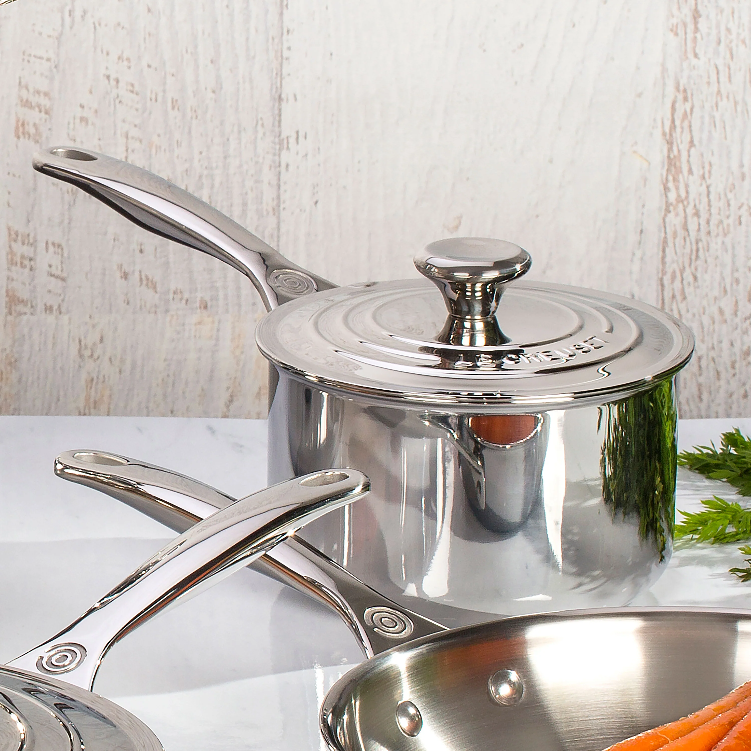 Le Creuset Stainless Steel 2-quart Saucepan - Image 4