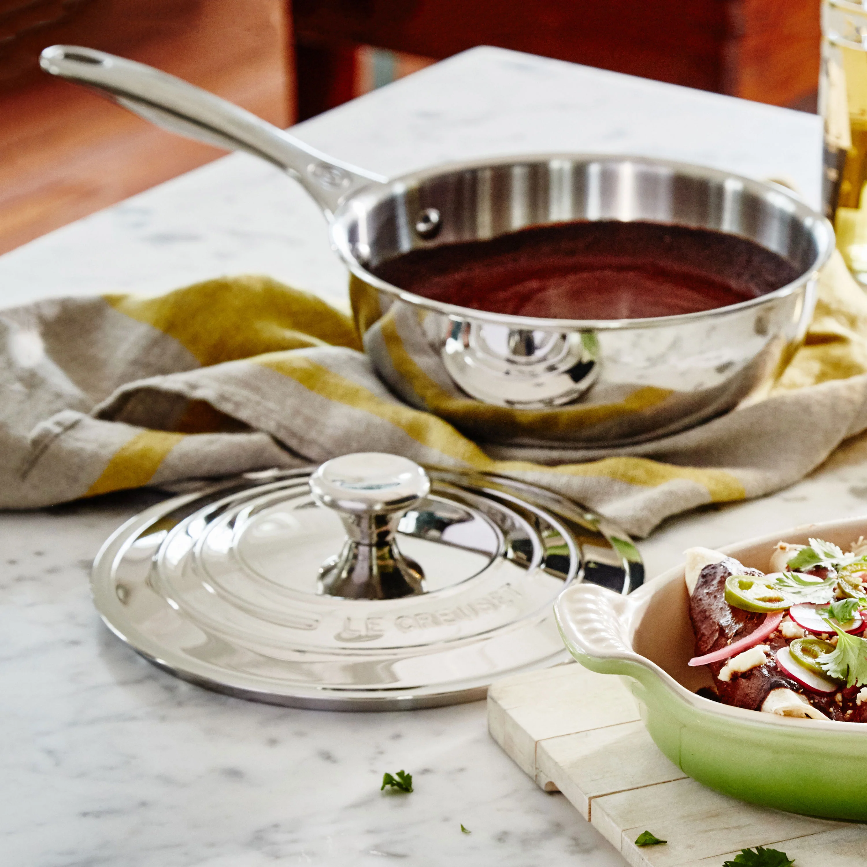 Le Creuset Stainless Steel 2-quart Saucier - Image 7