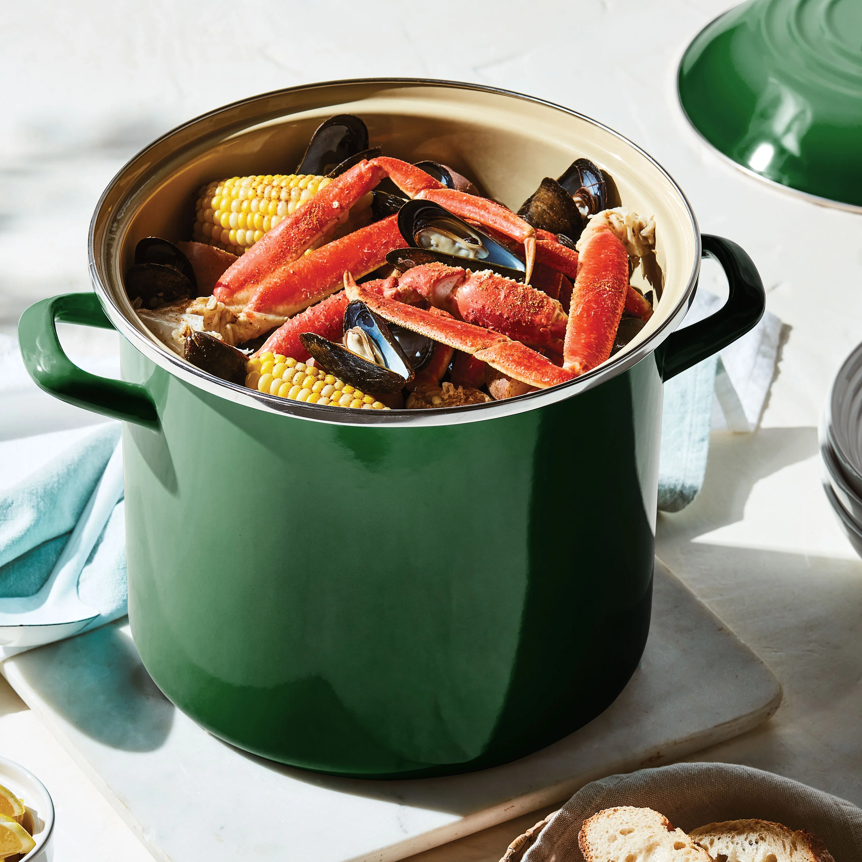 Le Creuset Enameled Steel 8-quart Artichaut Stock Pot - Image 3