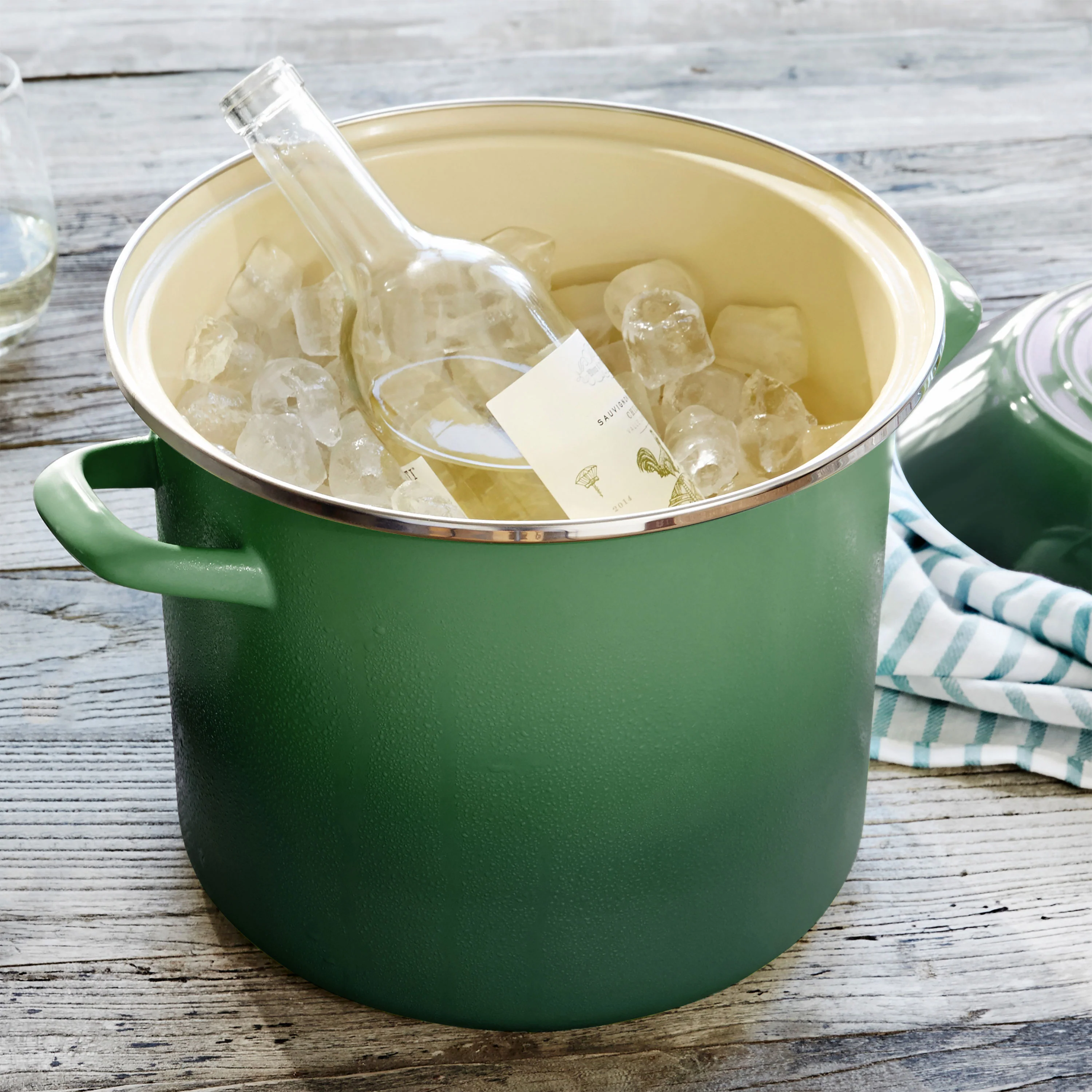 Le Creuset Enameled Steel 8-quart Artichaut Stock Pot - Image 7