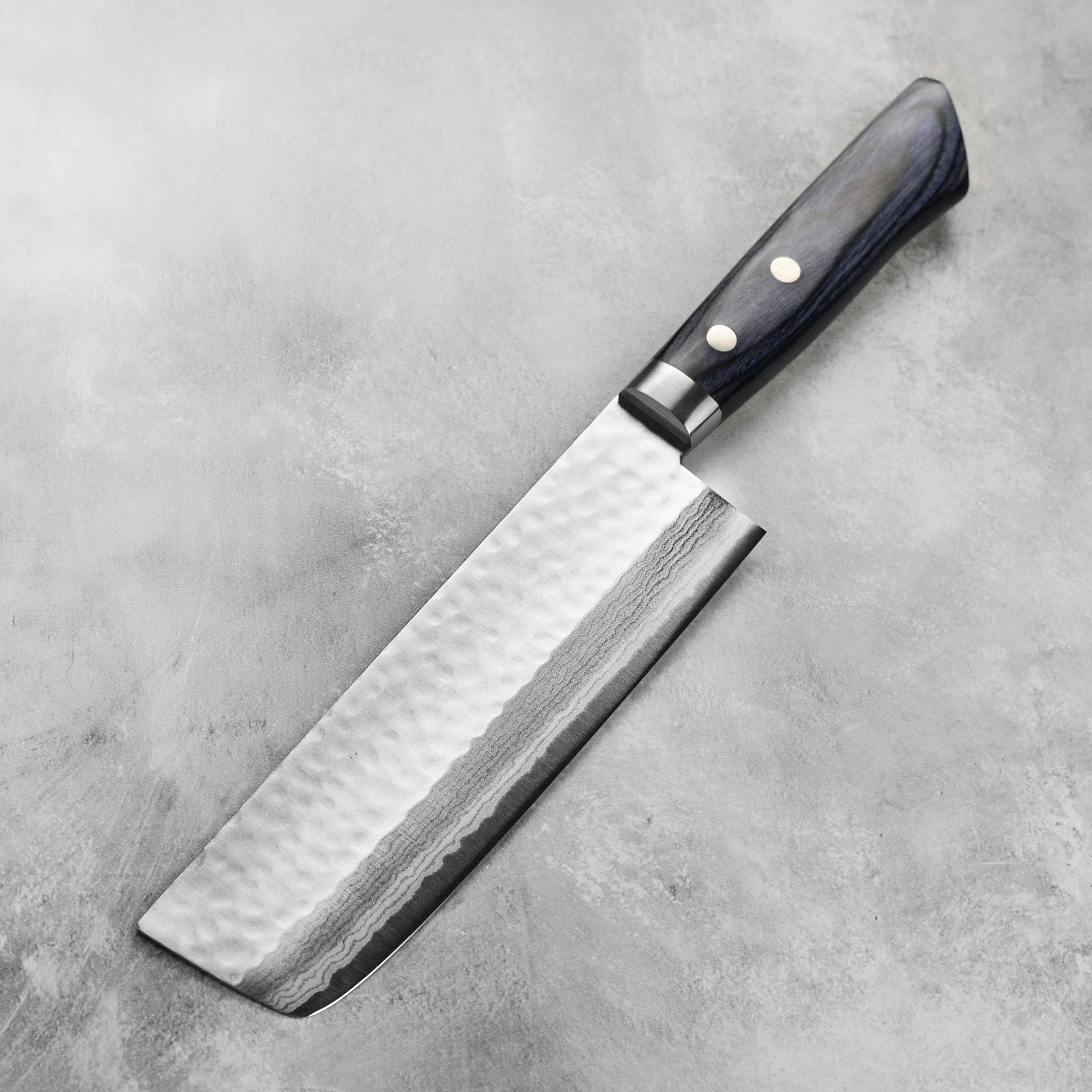 Masutani VG10 Hammered Damascus 6.7" Nakiri, Blue Handle - Image 8