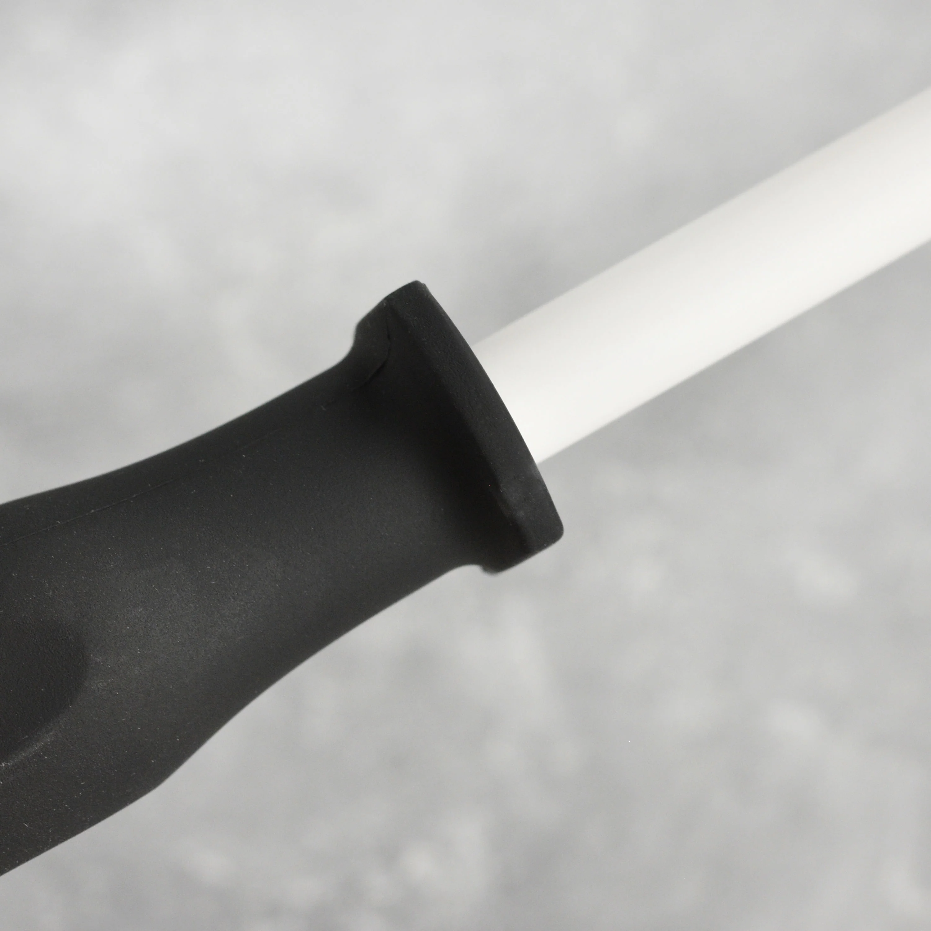 Messermeister 12" Ceramic Sharpening Rod - Image 3