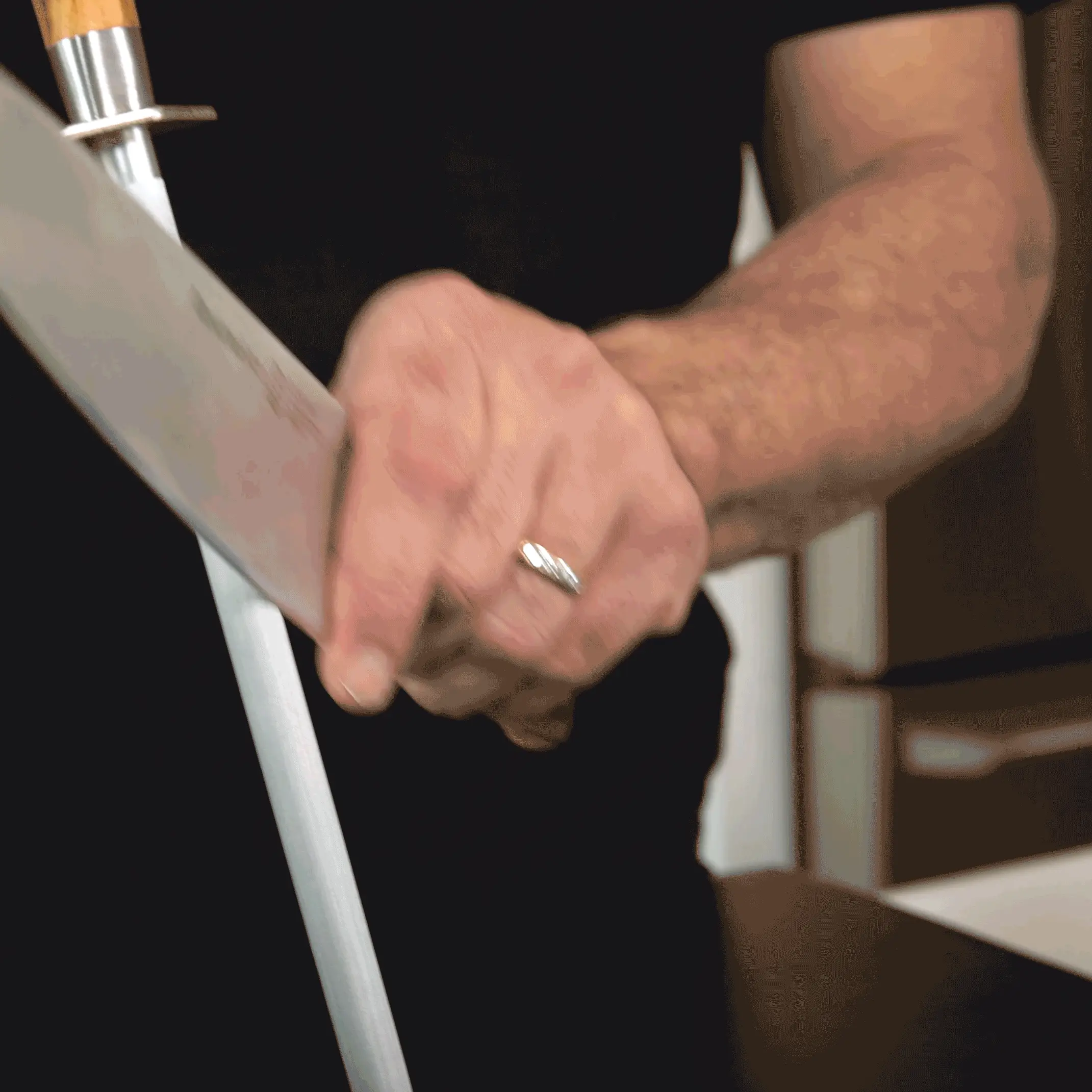 Messermeister Oliva Elite 10" Fine Honing Steel - Image 5