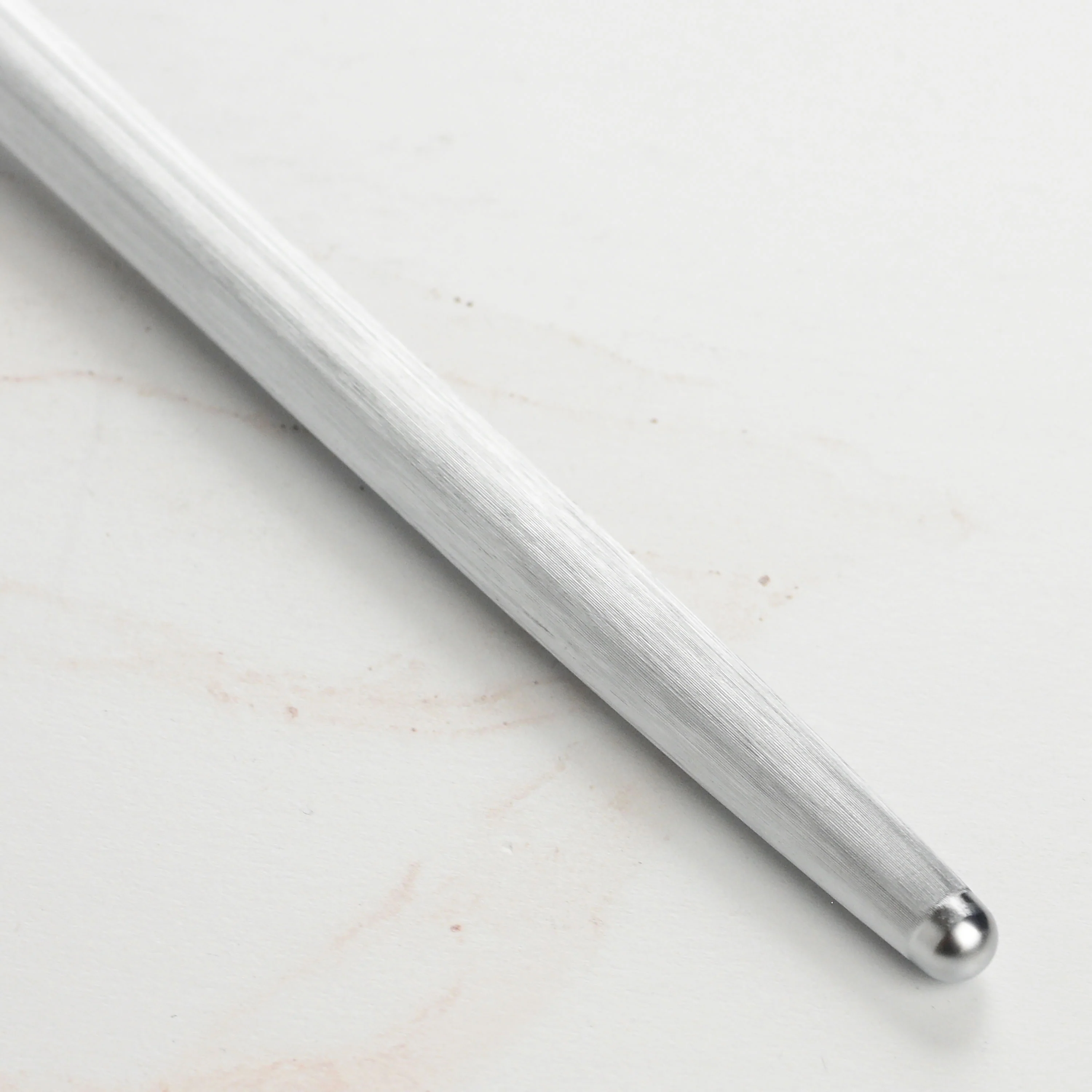 Messermeister Oliva Elite 10" Fine Honing Steel - Image 7