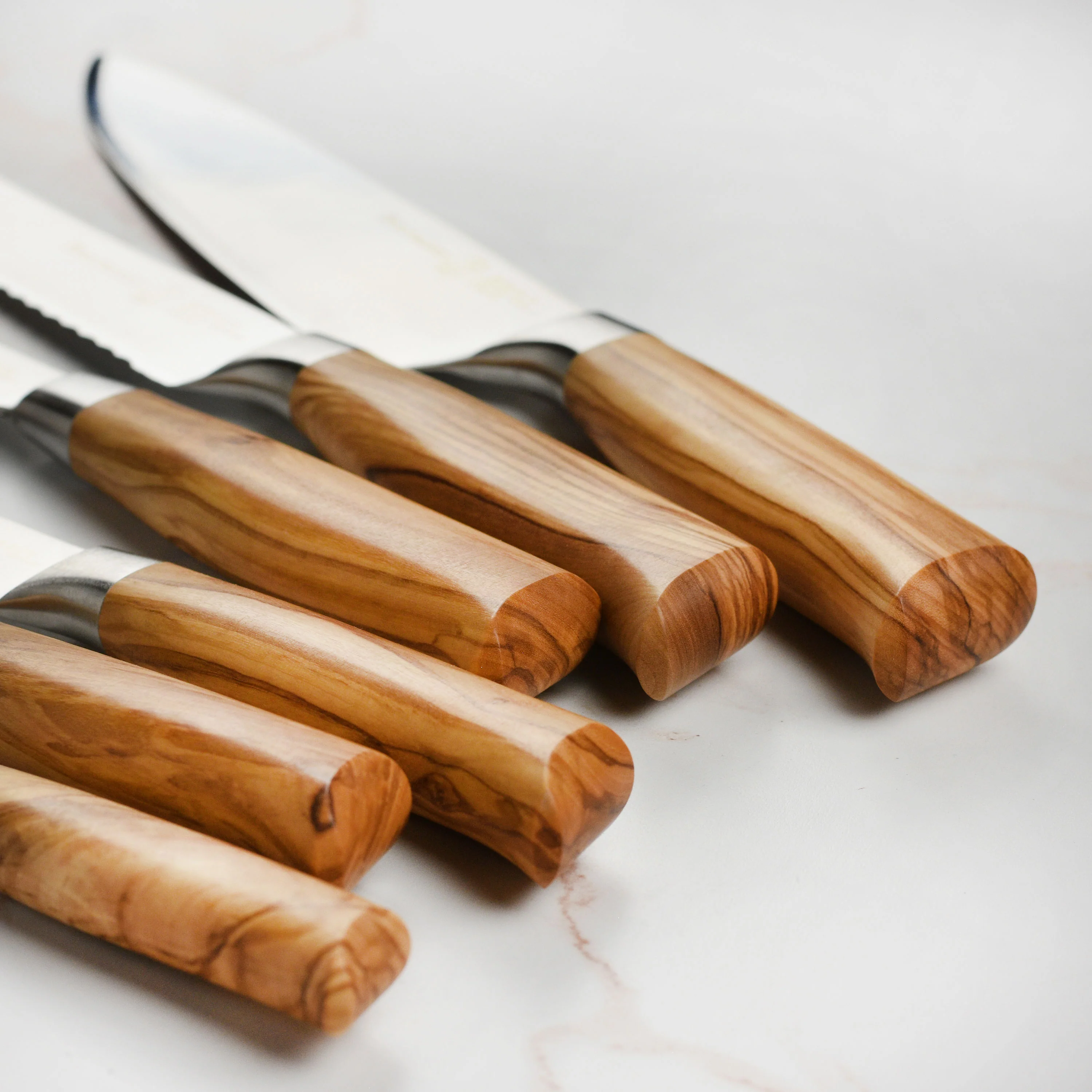 Messermeister Oliva Elite 11 Piece Magnetic Knife Block Set - Image 5