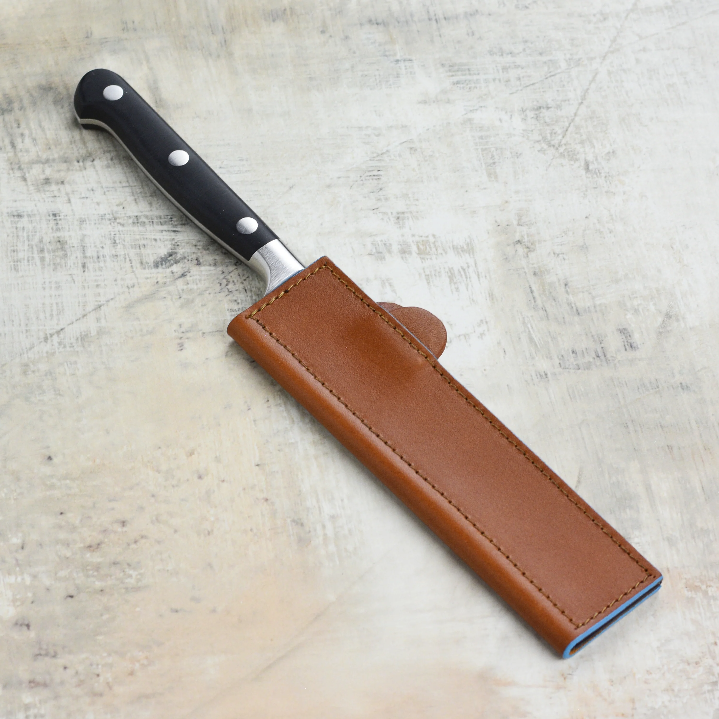 Messermeister 6.5" Saddle Magnetic Leather Edge-Guard - Image 4