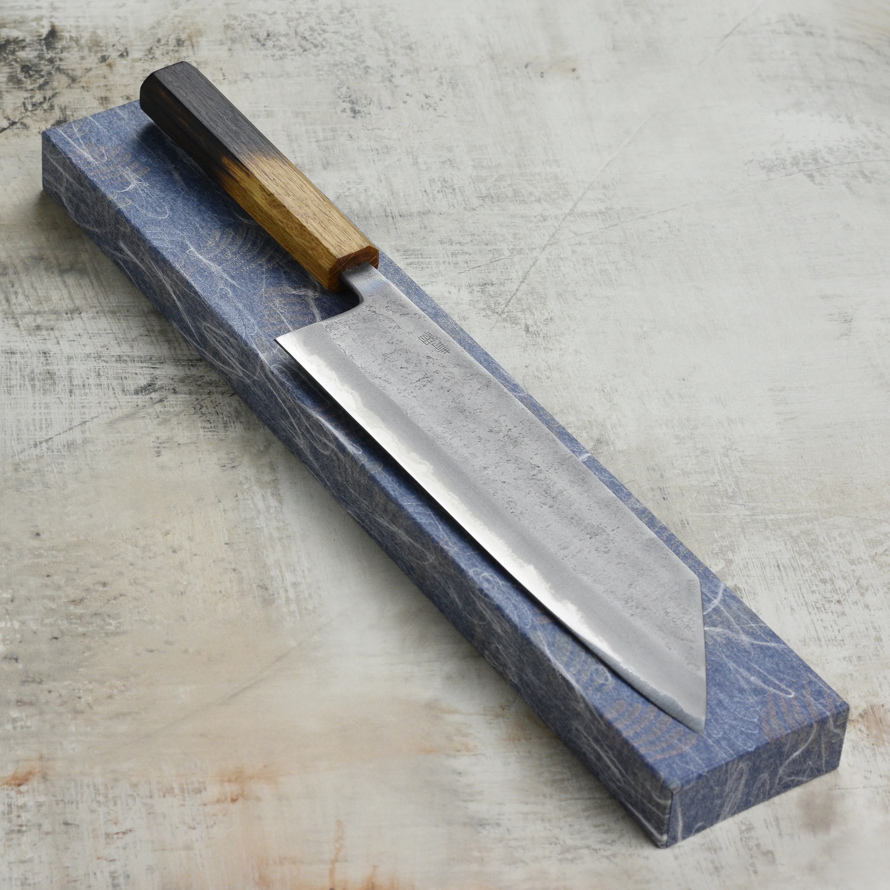 Motokyuuichi Aogami #2 Nashiji Stainless Clad 9.4" Kiritsuke - Image 3