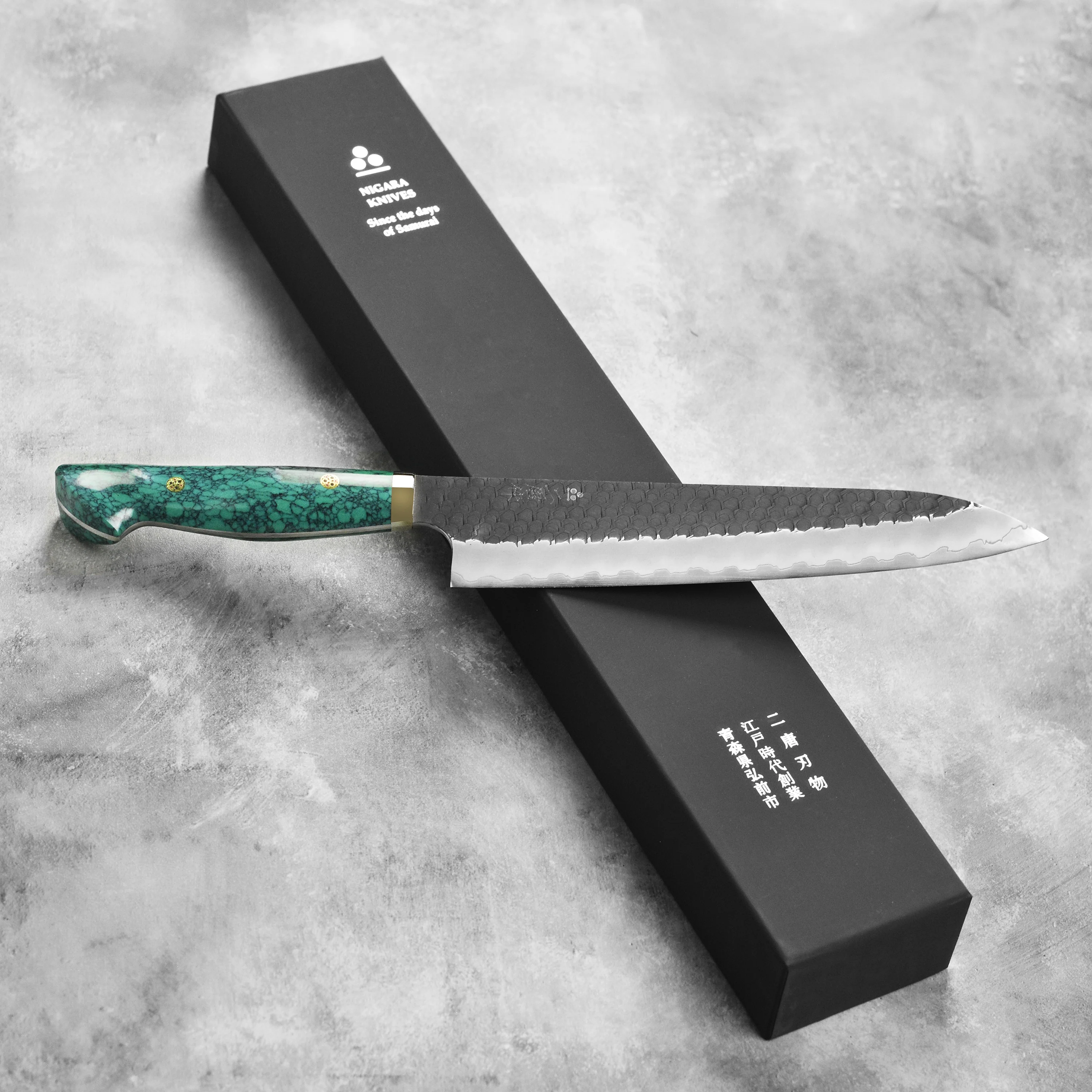 Nigara SG2 Kurouchi Tsuchime 9.4" Gyuto, Green Turquoise - Image 3