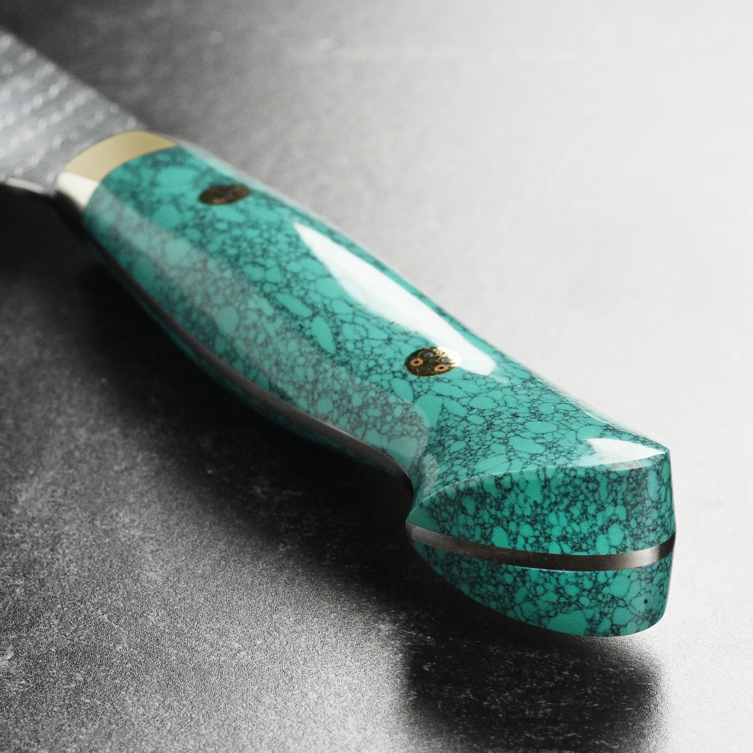 Nigara SG2 Migaki Tsuchime 8.25" Gyuto, Green Turquoise - Image 2