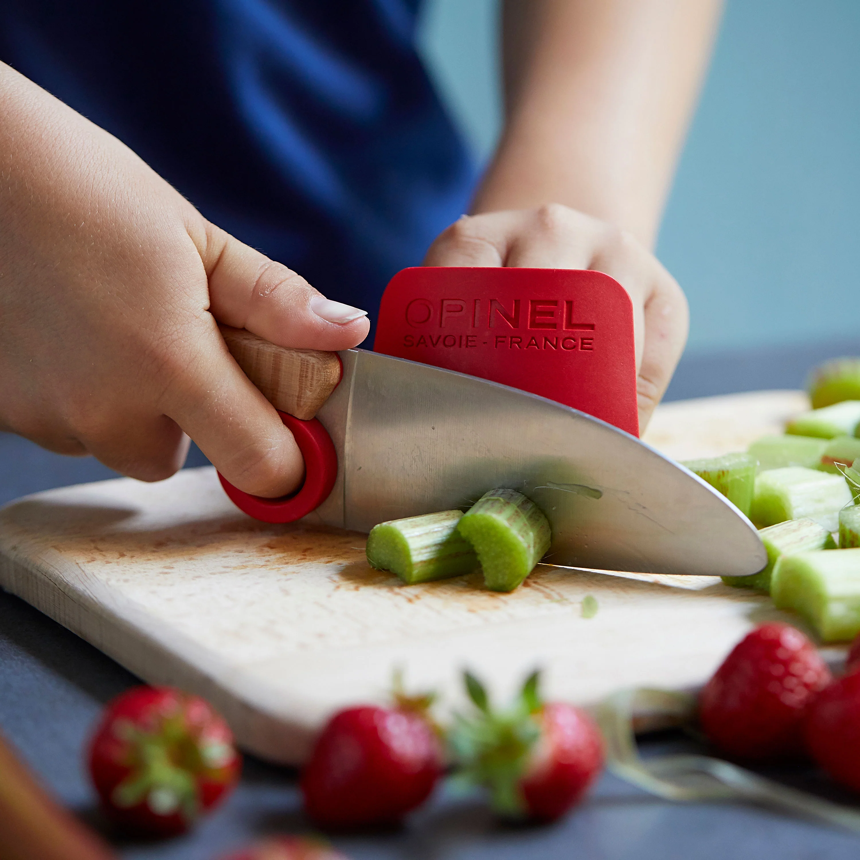 Opinel 3 Piece Le Petit Chef Children's Cooking Set - Image 6