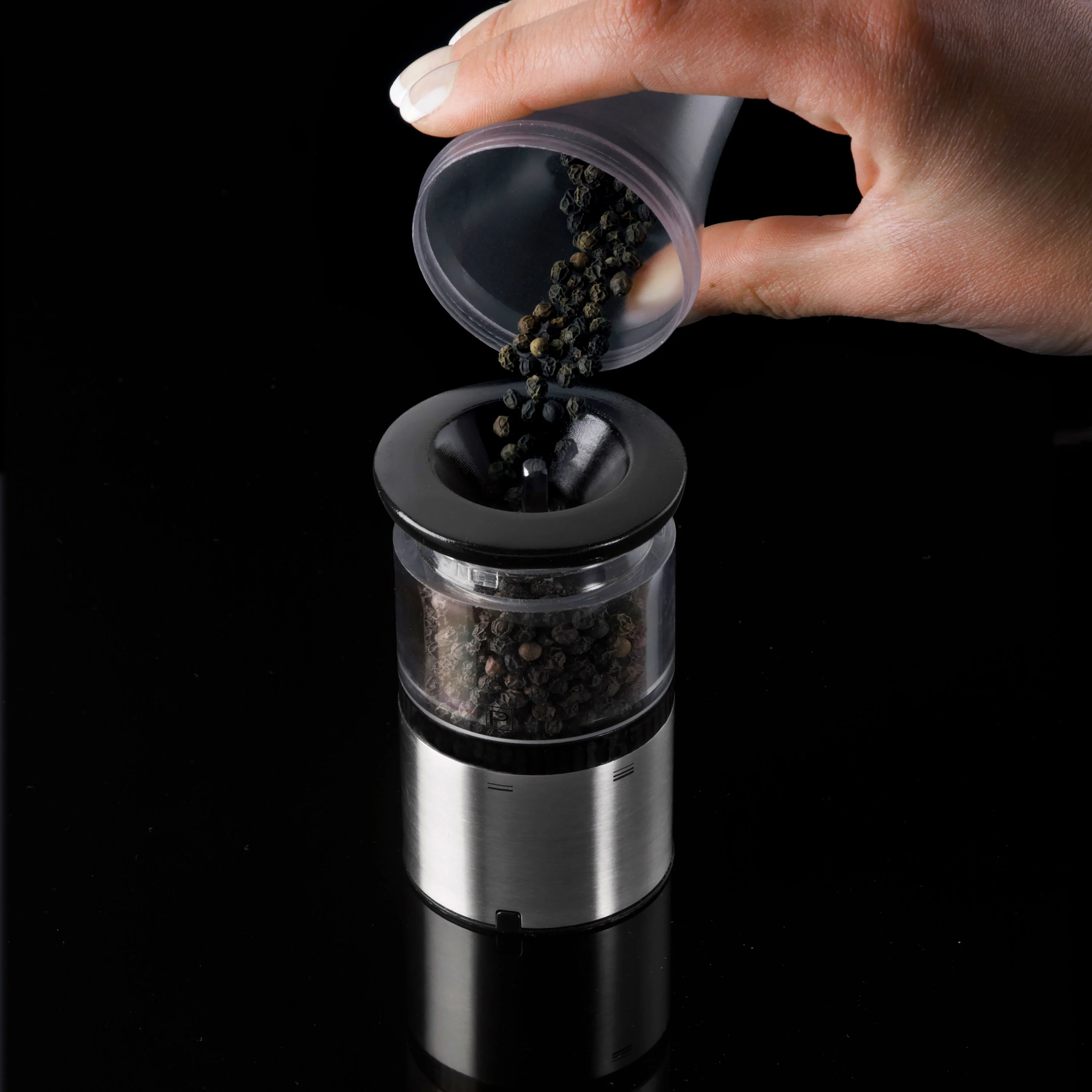 Peugeot Elis Sense 8" Stainless Steel Electric Salt & Pepper Mill Set - Image 6