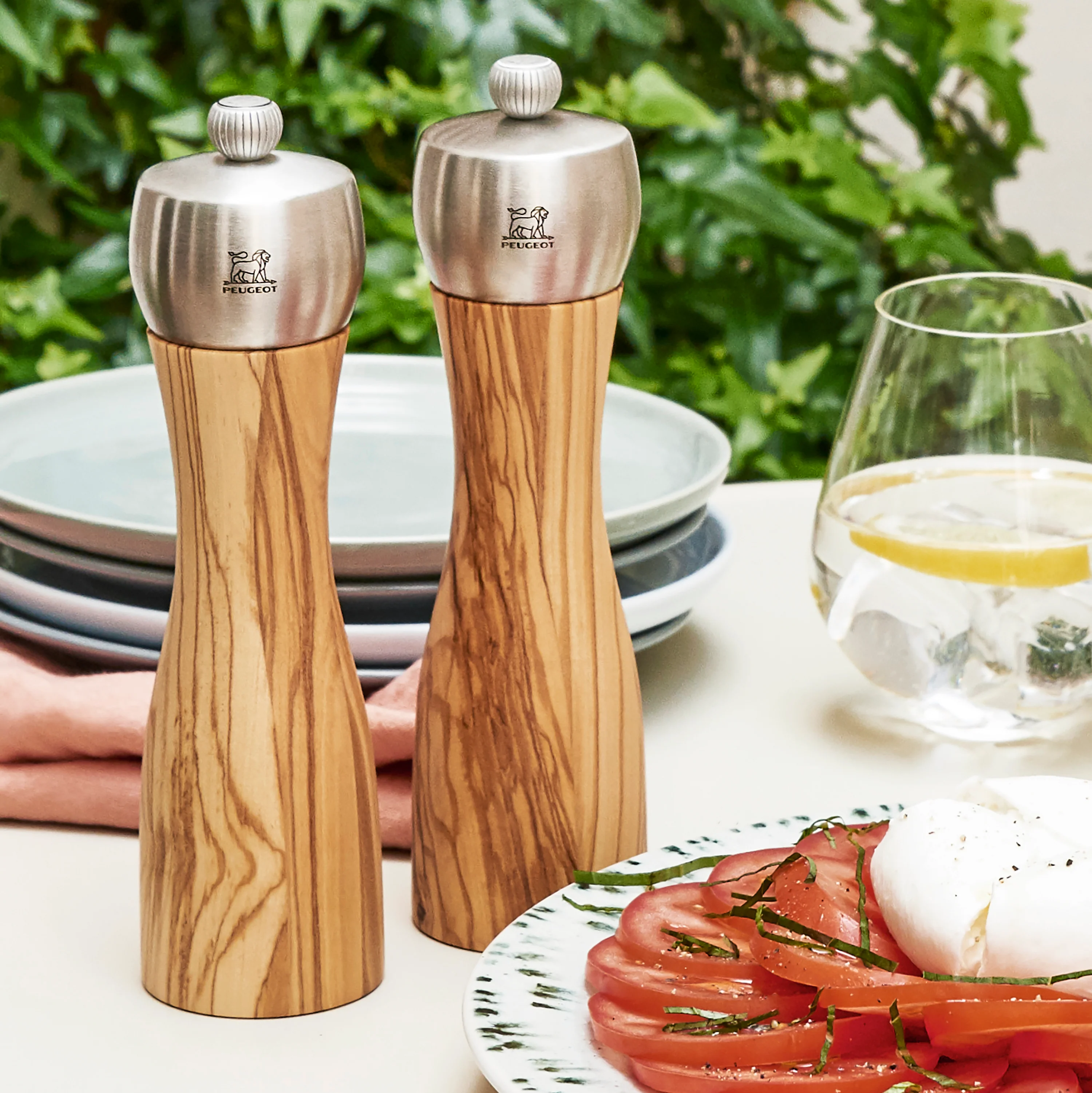 Peugeot Fidji 8.25" Olivewood Salt & Pepper Mill Set - Image 5