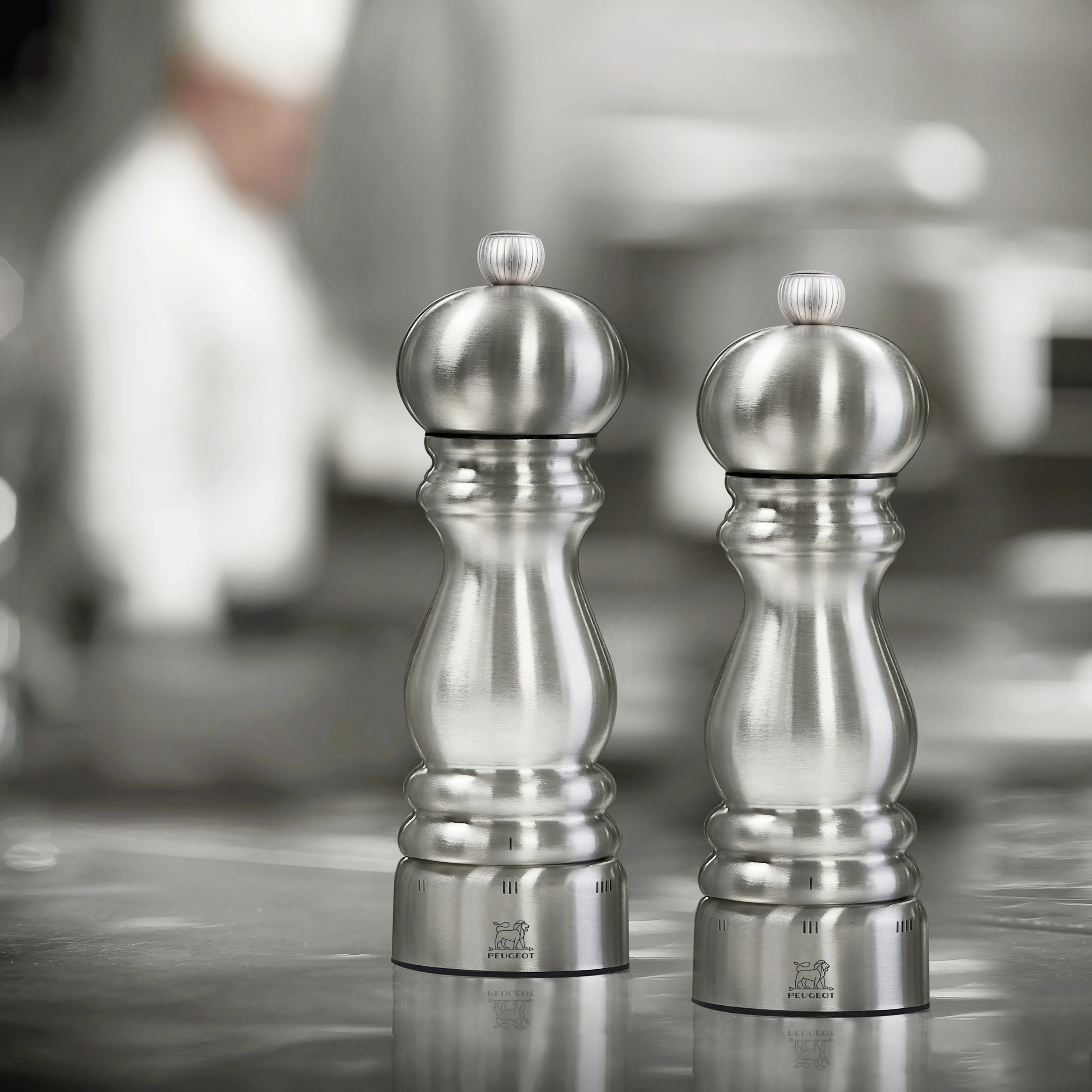 Peugeot Paris Stainless Steel 7" u'Select Salt & Pepper Mill Set - Image 6