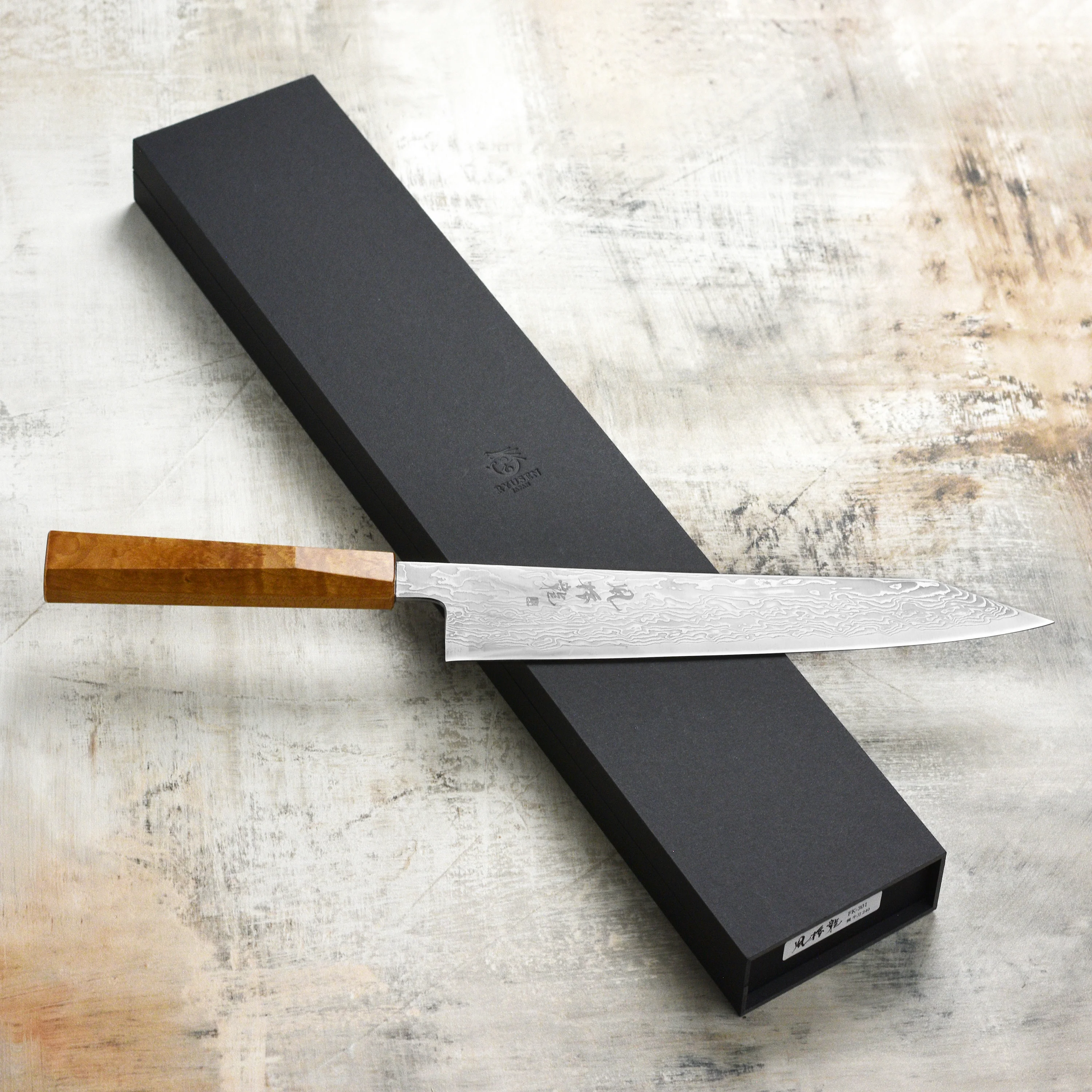 Ryusen Fukakuryu 9.4" Gyuto - Image 7