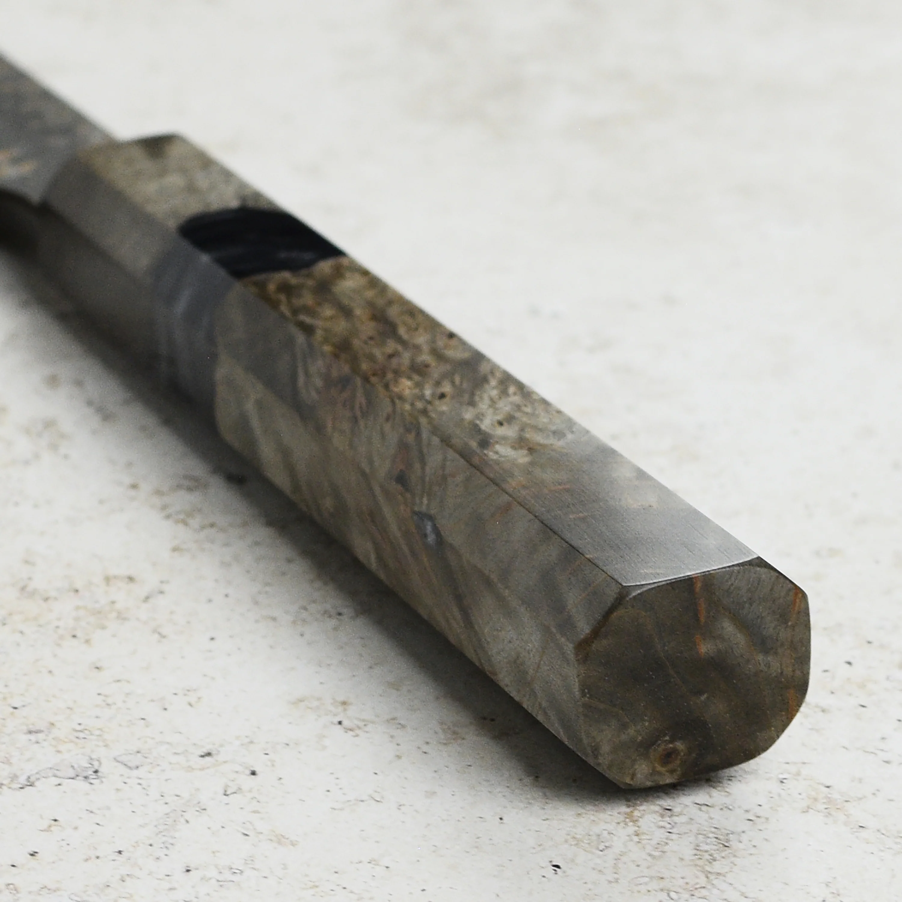 Saji Black Gold Damascus 8.25" Gyuto, Stabilized Birch - Image 2
