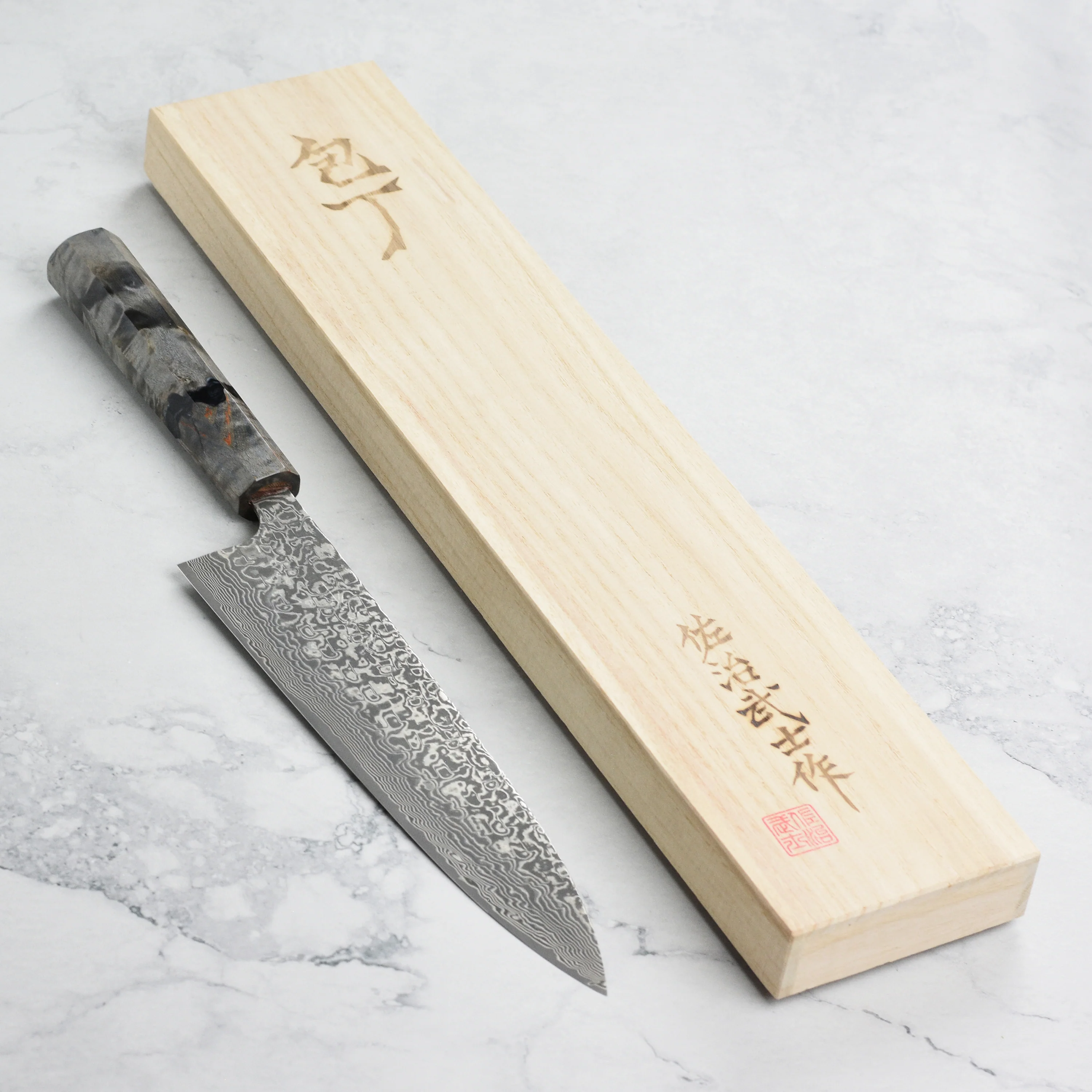 Saji SG2 Black Damascus 9.4" Gyuto, Stabilized Birch - Image 3