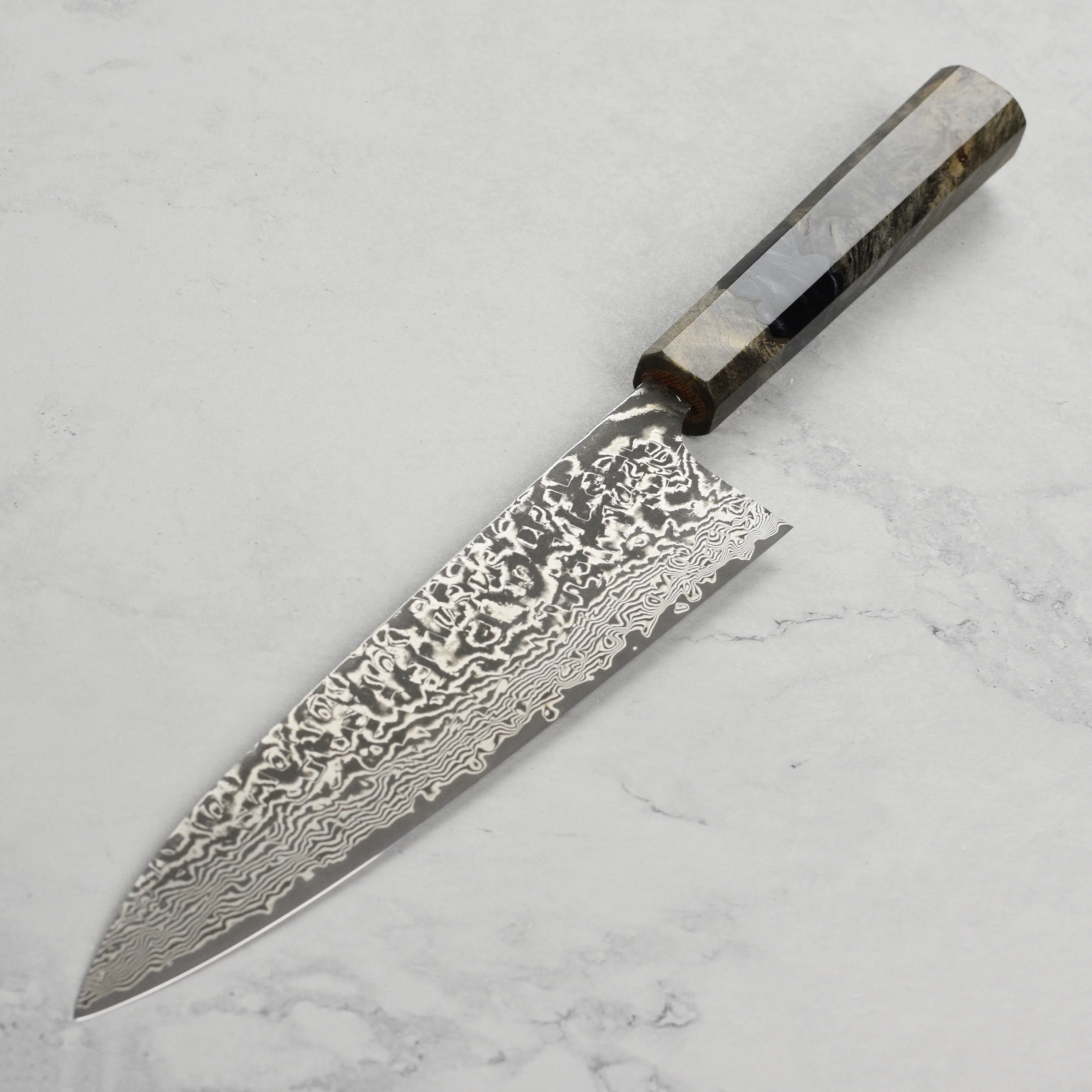 Saji SG2 Black Damascus 8.25" Gyuto, Stabilized Birch - Image 6