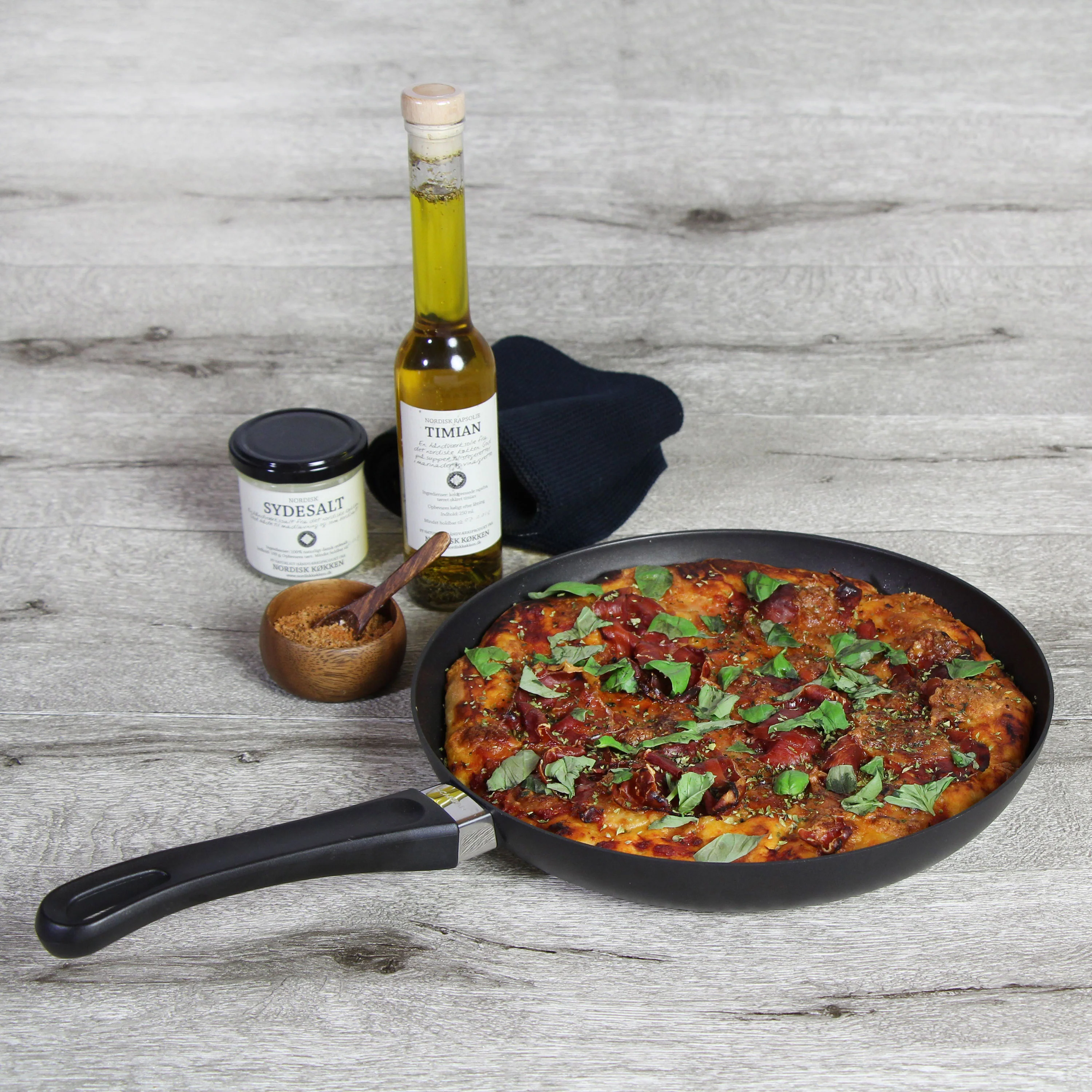 Scanpan Classic 8 & 10.25" Nonstick Fry Pan Set with Lids - Image 3