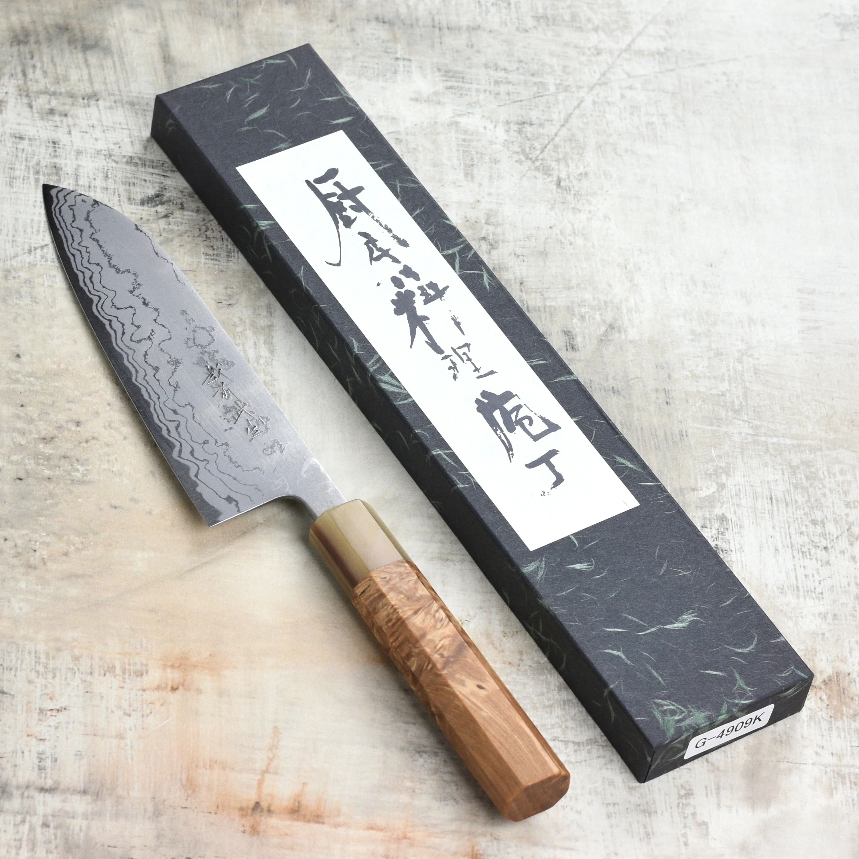 Shiro Kamo Shirogami #2 Damascus 6.5" Santoku - Image 8