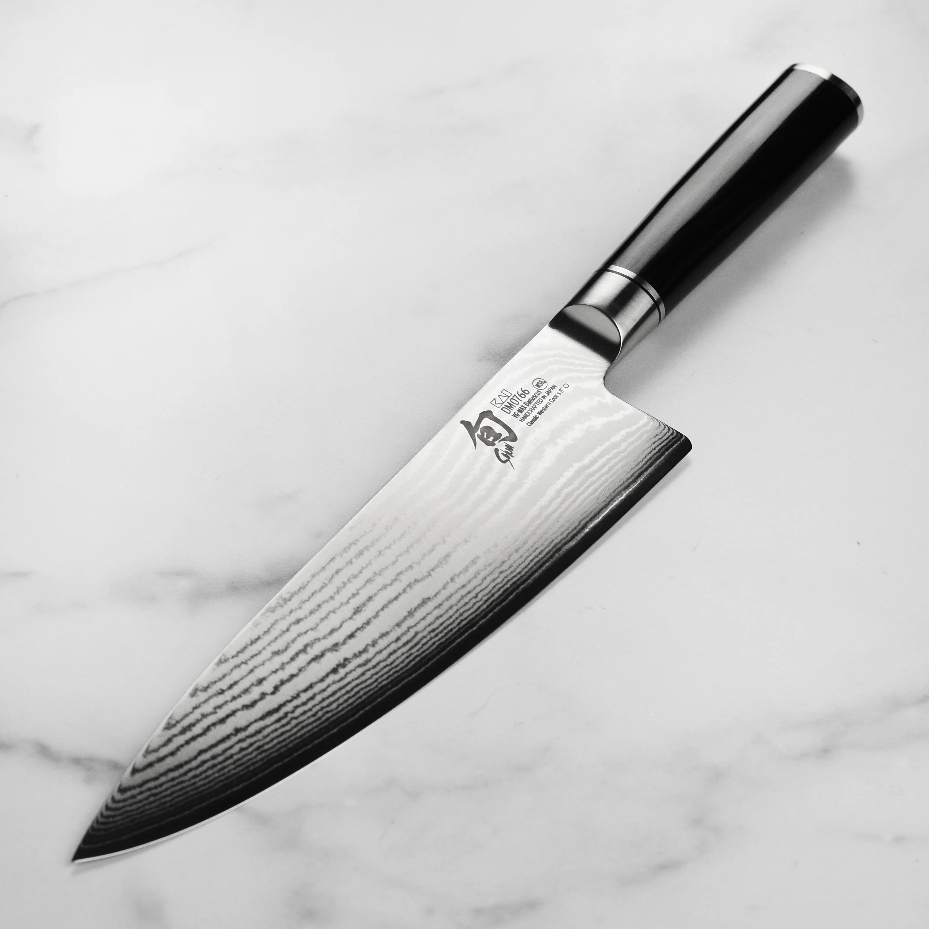 Shun Classic 8" Heavy Chef's Knife - Image 5