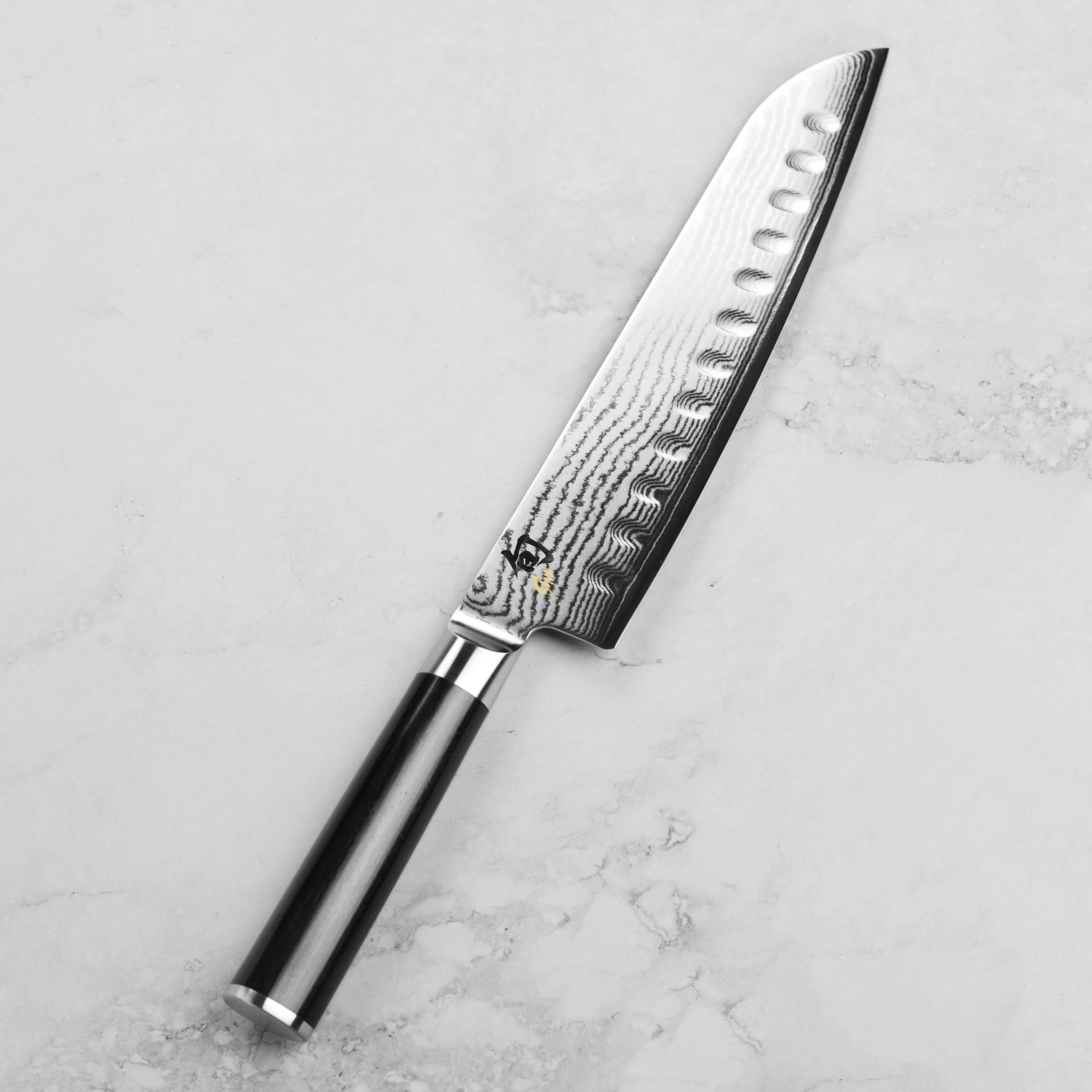 Shun Classic 8.5" Hollow Edge Santoku Knife - Image 4
