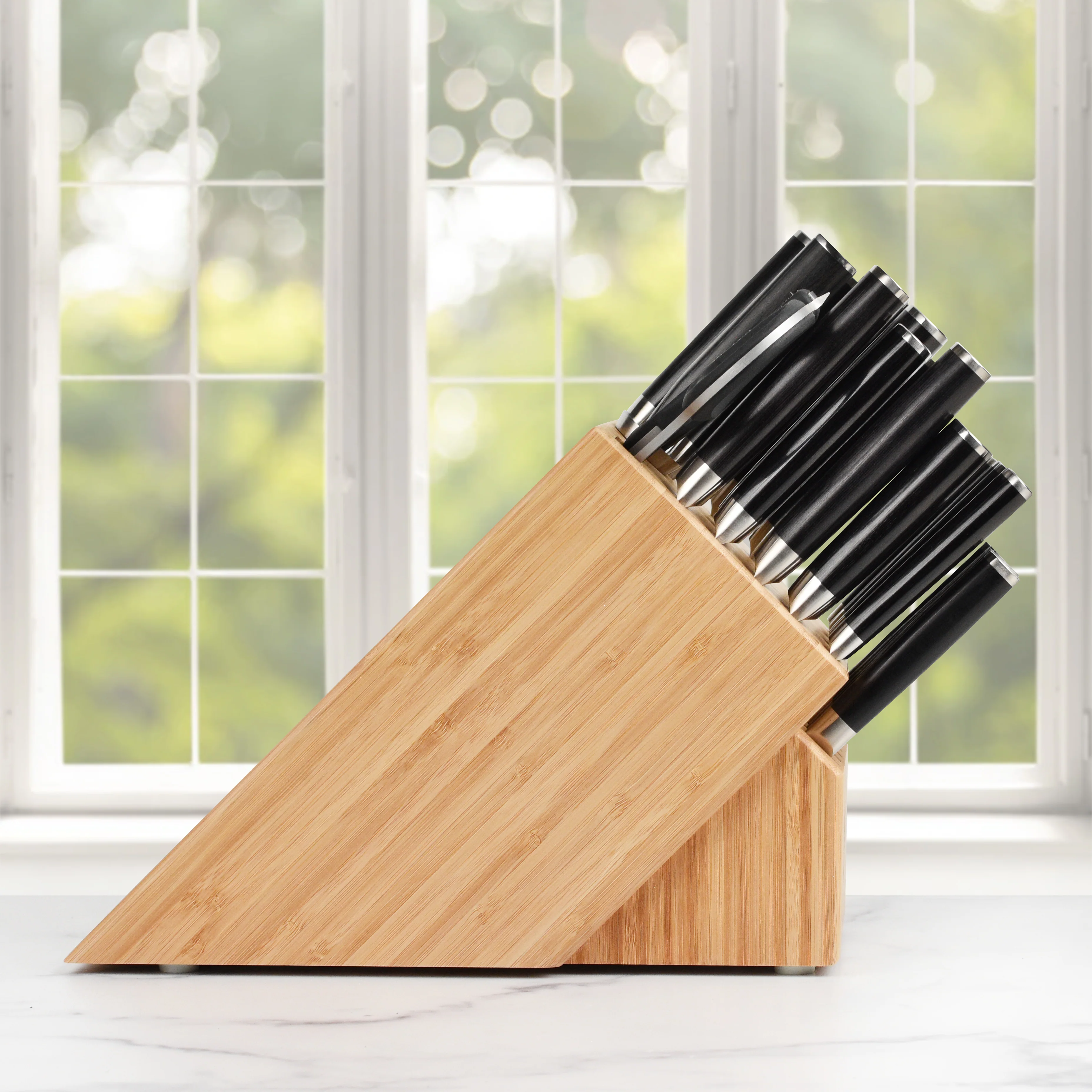 Shun Classic 23 Piece Knife Block Set - Image 6