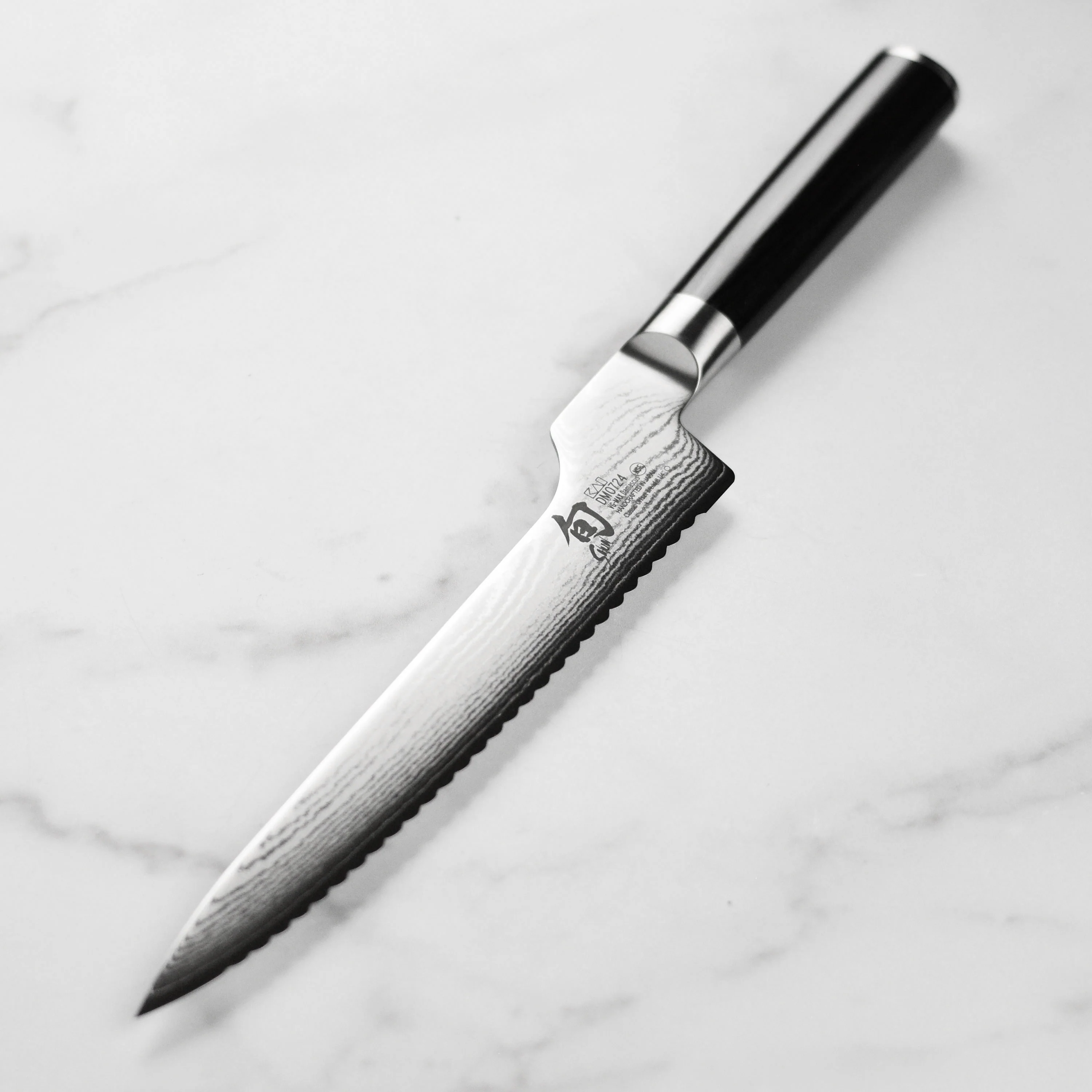 Shun Classic 8" Offset Bread Knife - Image 5