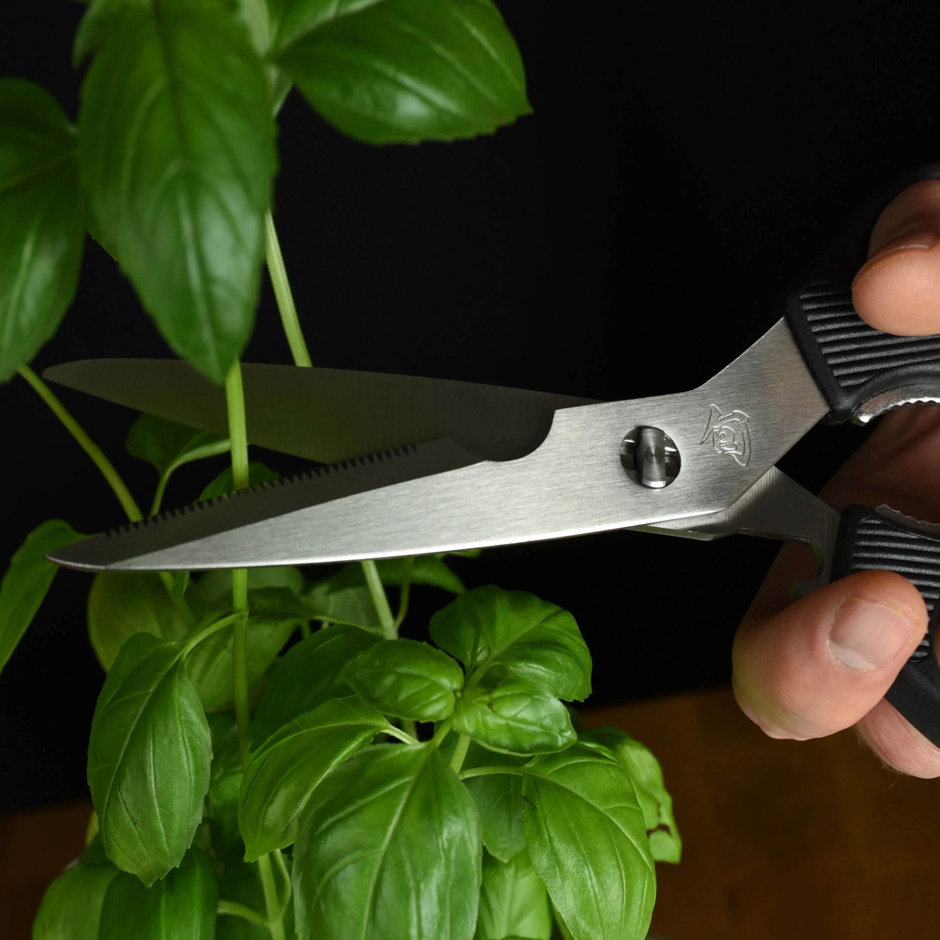 Shun Multi-Purpose Kitchen Shears - Image 2