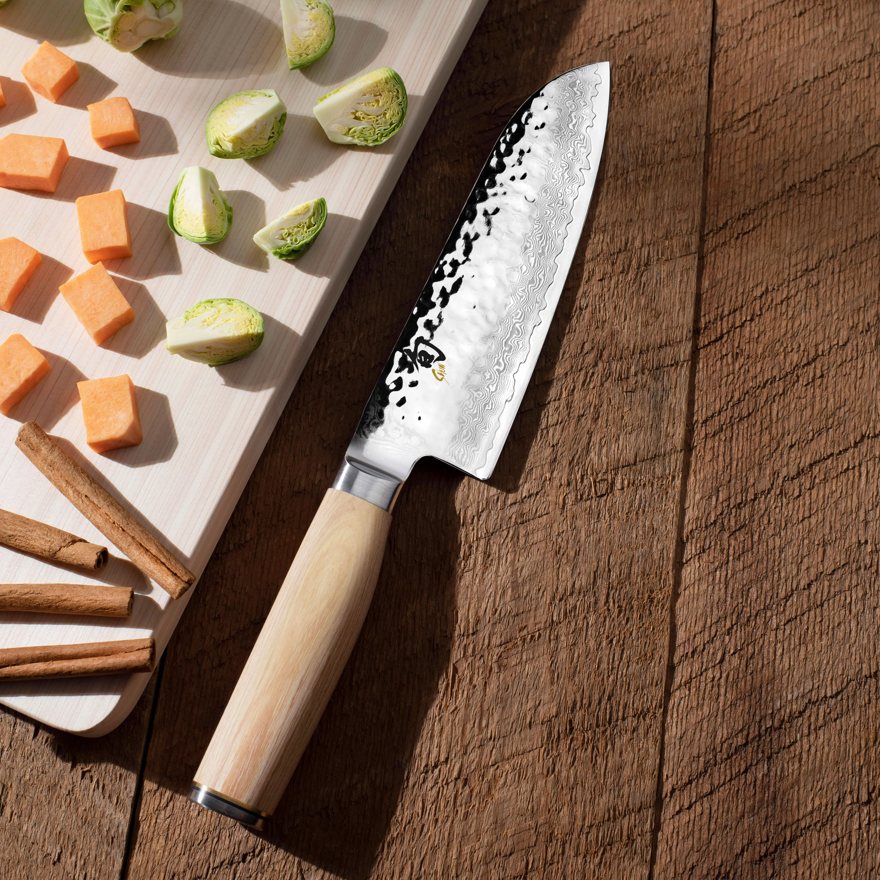 Shun Premier Blonde 7" Santoku Knife - Image 5