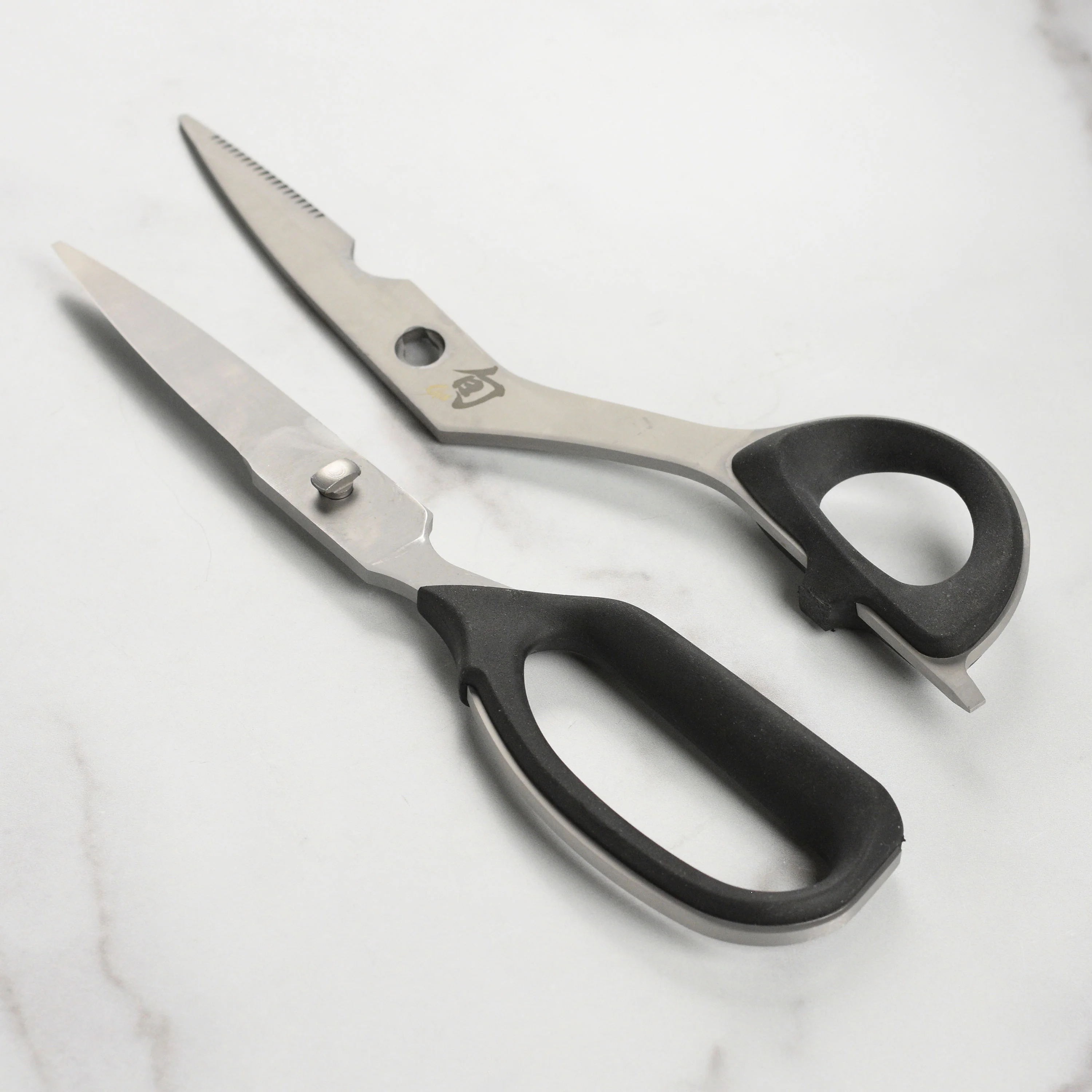 Shun Premium Take-Apart Kitchen Shears - Image 3