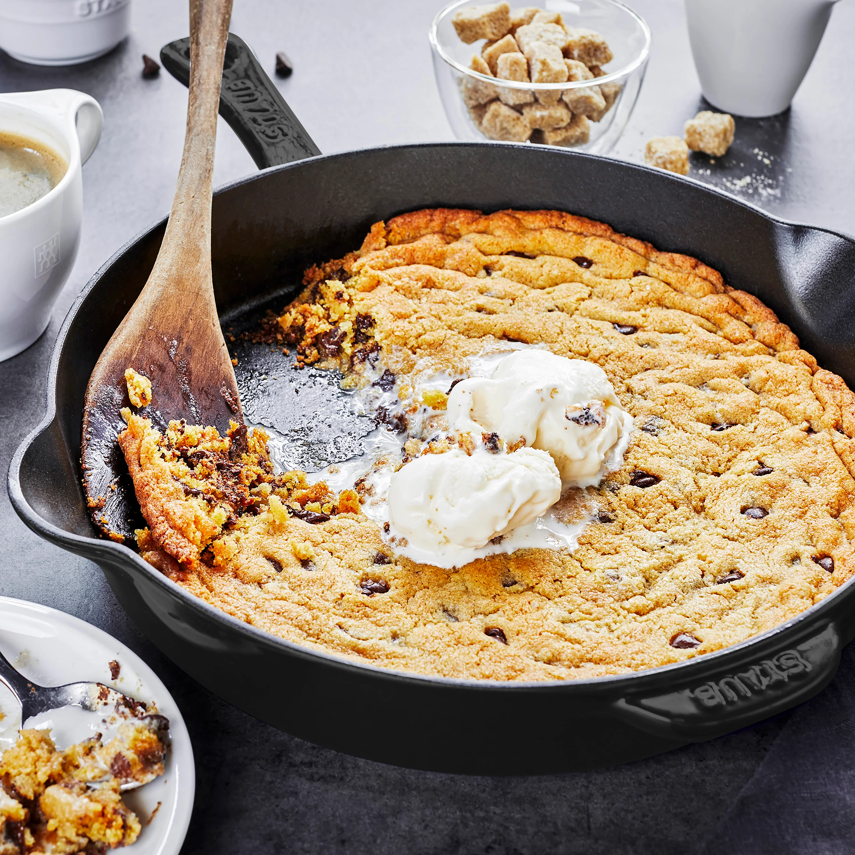 Staub 11" Matte Black Cast Iron Deep Traditional Skillet - Image 4