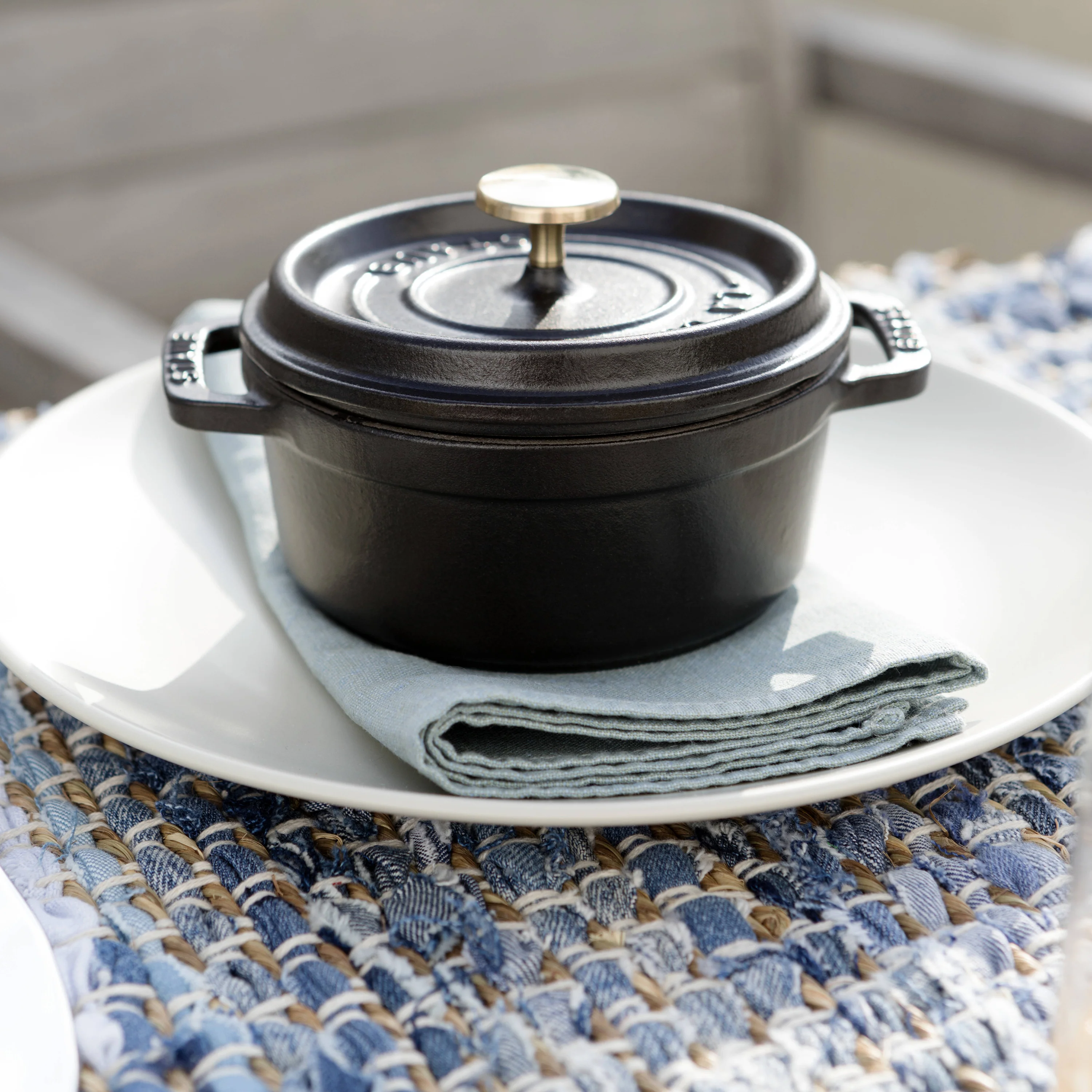 Staub 0.25-quart Matte Black Mini Round Dutch Oven - Image 2
