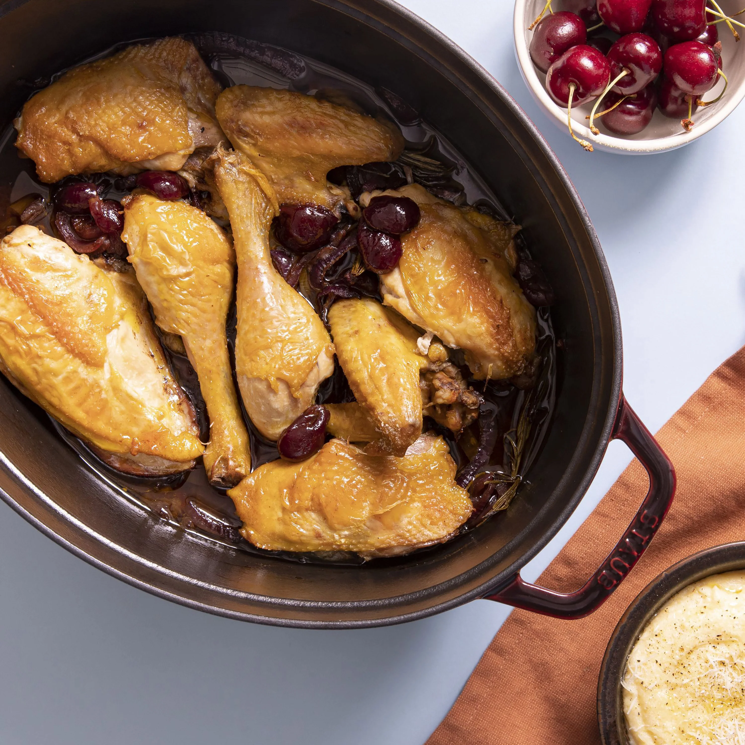 Staub 7-quart Grenadine Oval Dutch Oven - Image 2