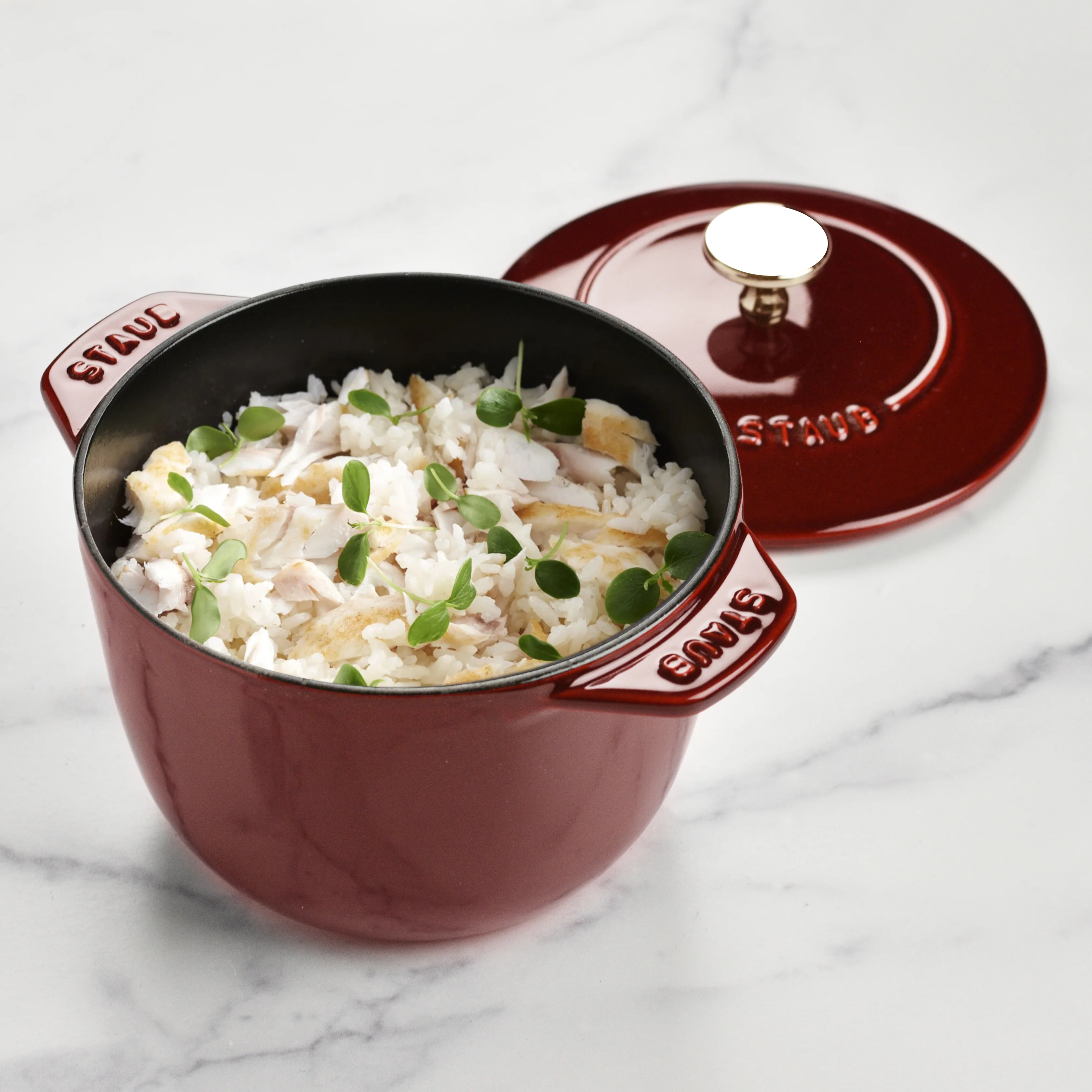 Staub 1.5-quart Grenadine Petite French Oven - Image 2