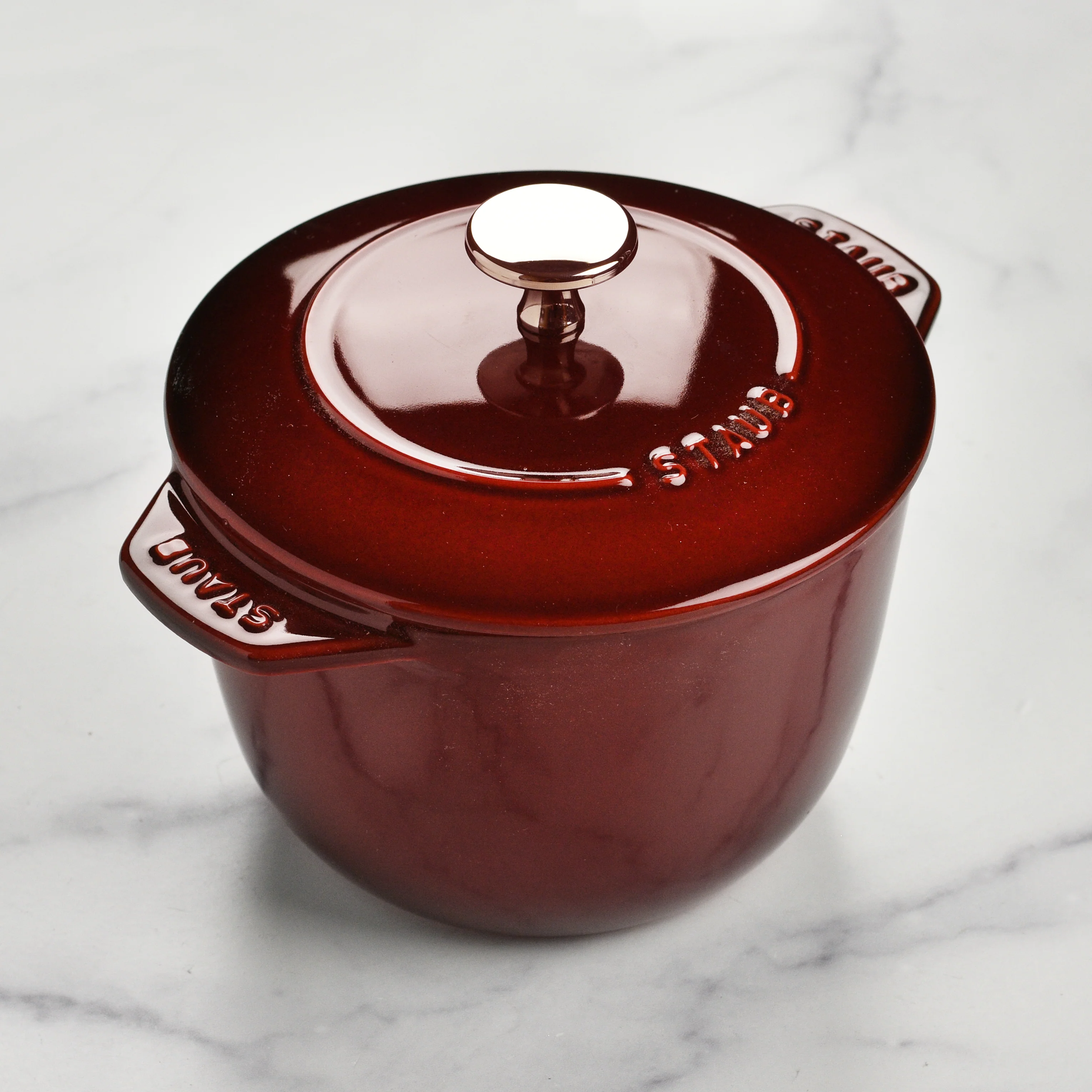 Staub 1.5-quart Grenadine Petite French Oven - Image 3