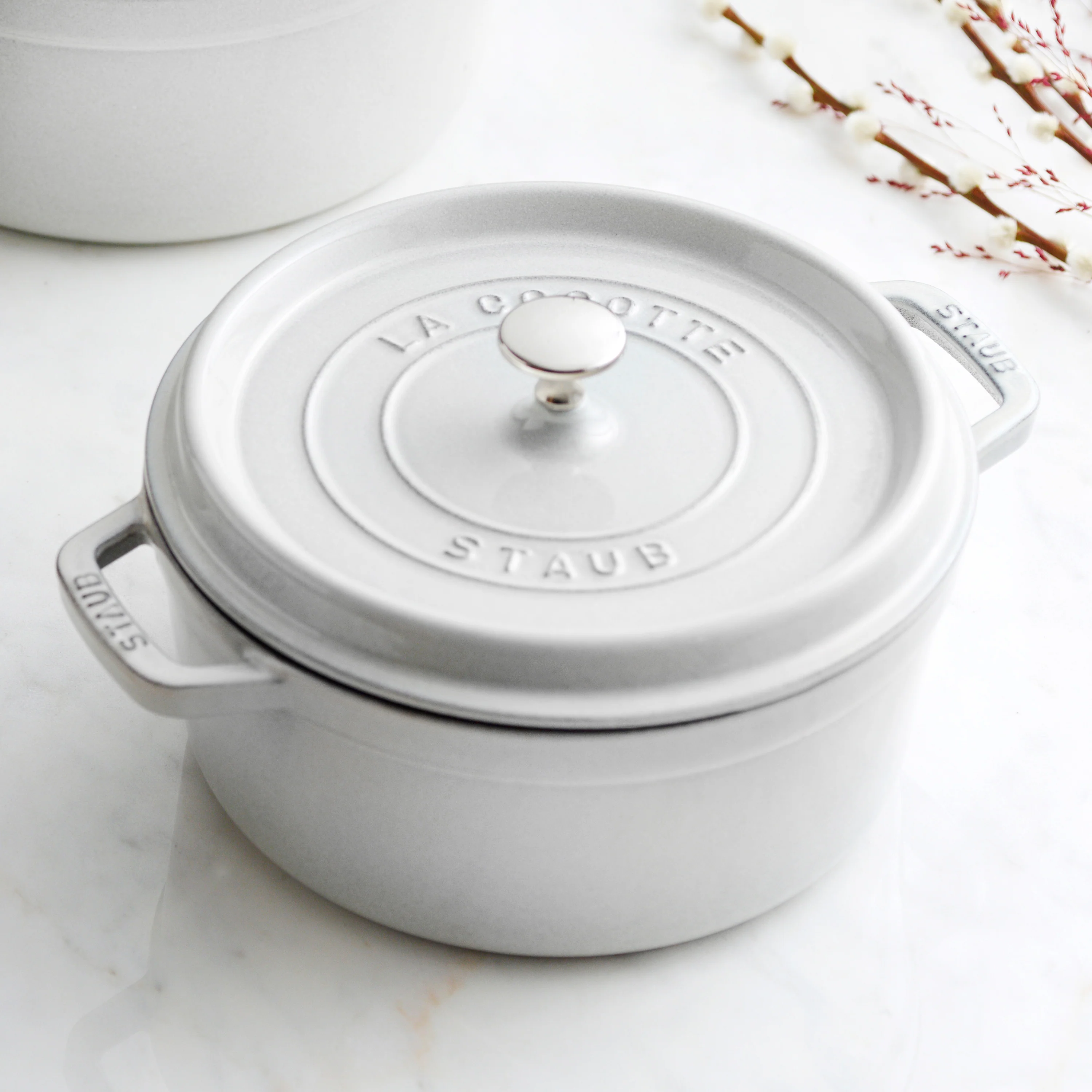 Staub 7-quart White Round Dutch Oven - Image 2