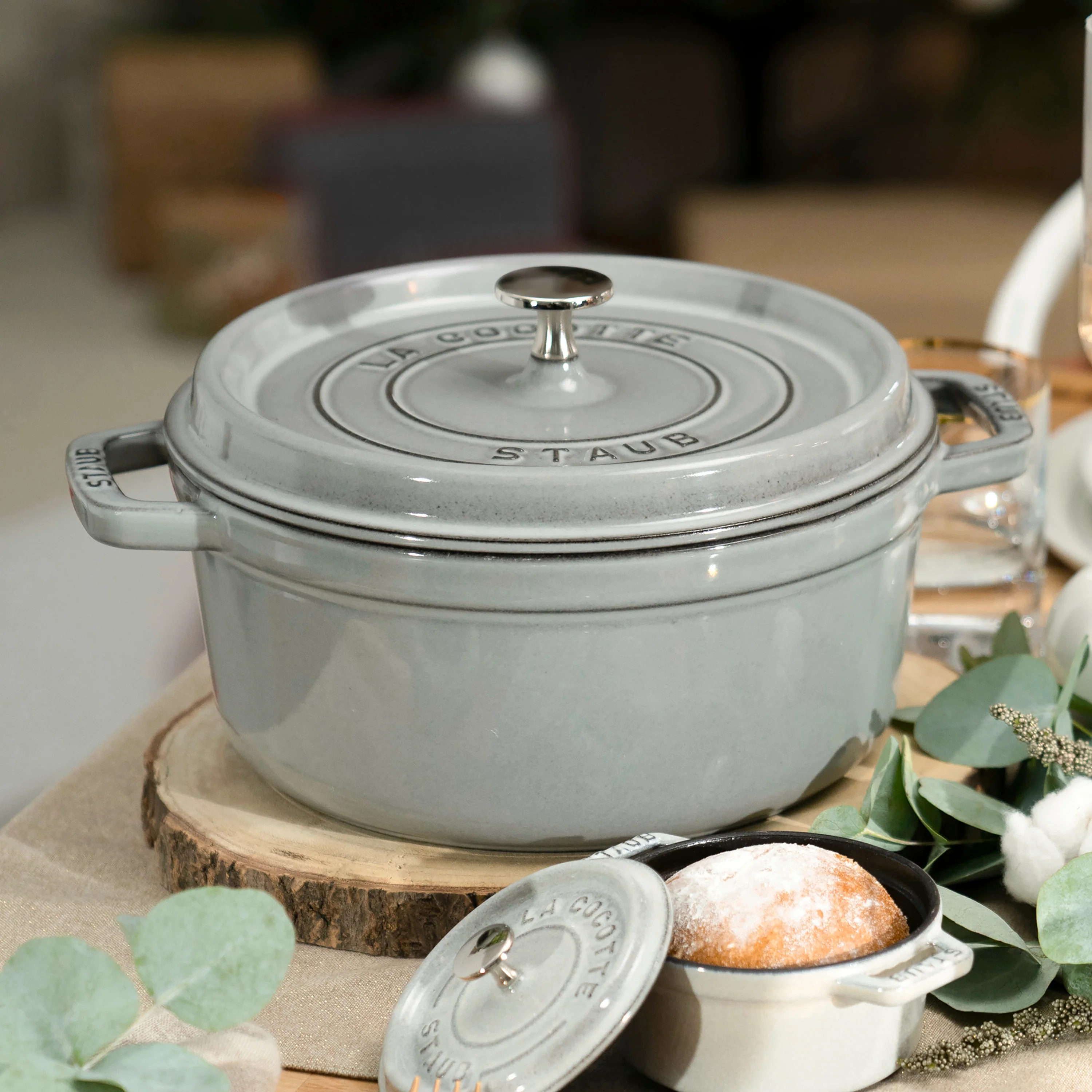 Staub 4-quart White Truffle Round Dutch Oven - Image 6