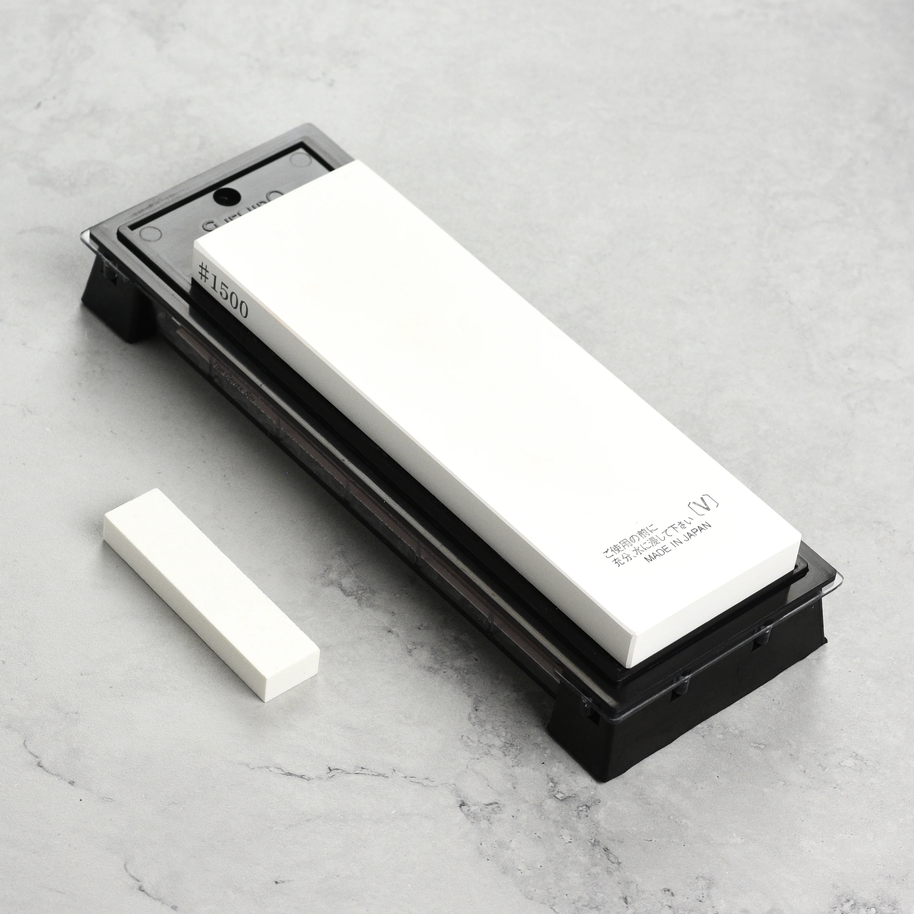 Suehiro Cerax 280/1500 Combination Whetstone - Image 4